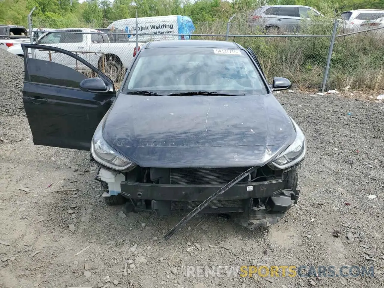 5 Photograph of a damaged car 3KPC24A3XKE065746 HYUNDAI ACCENT 2019