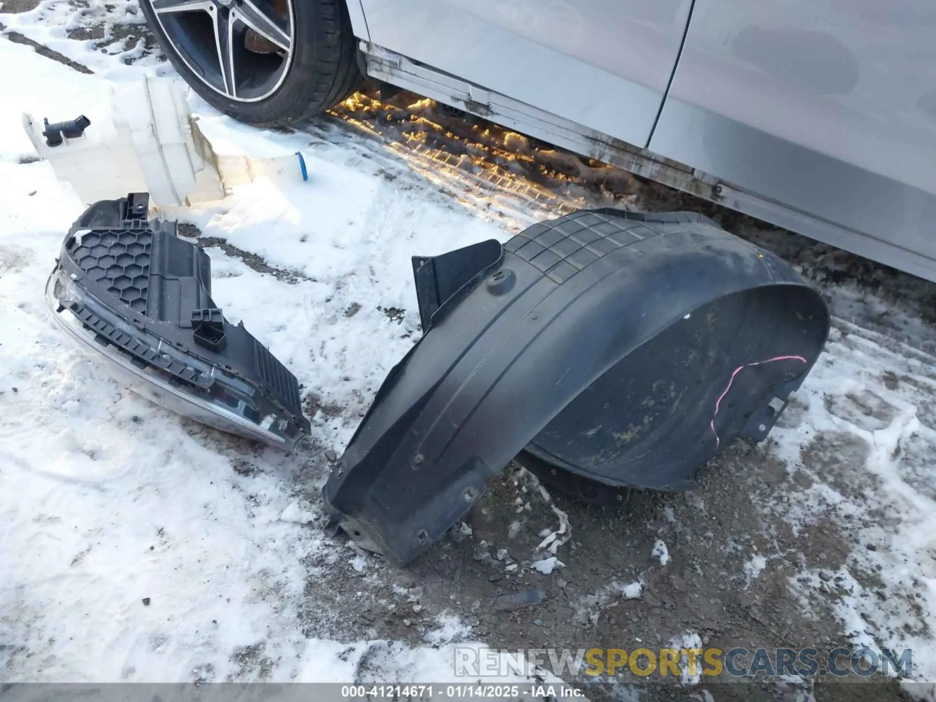 12 Photograph of a damaged car 3KPC24A3XKE066833 HYUNDAI ACCENT 2019