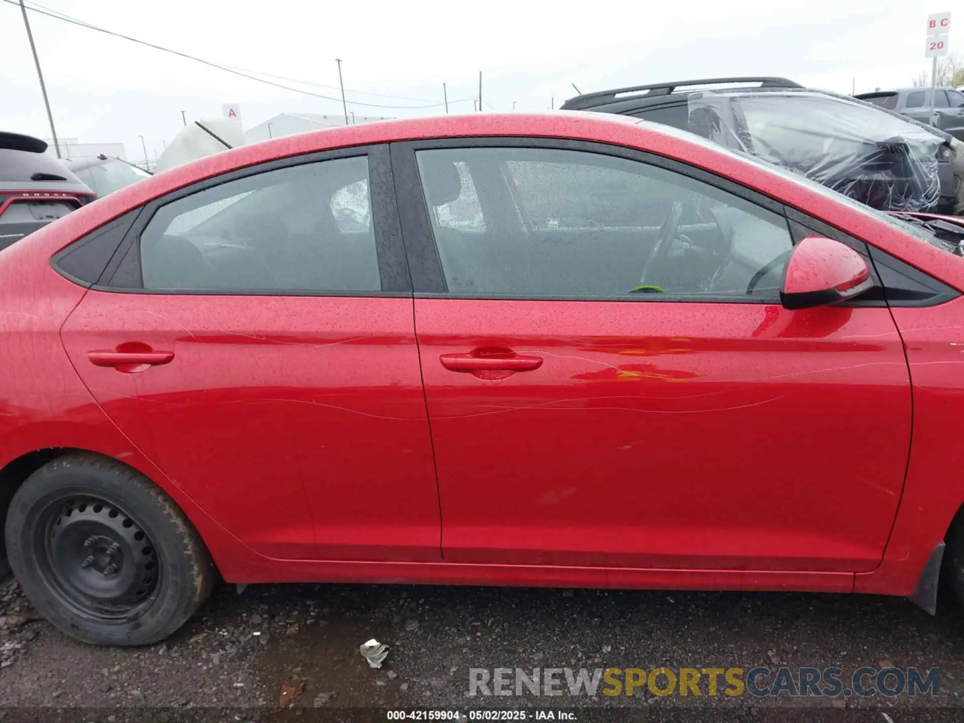 13 Photograph of a damaged car 3KPC24A3XKE071739 HYUNDAI ACCENT 2019