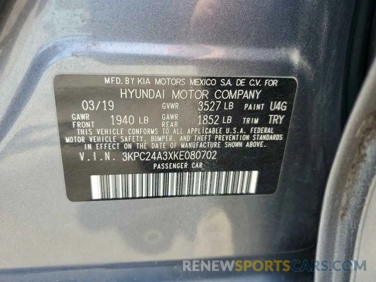 12 Photograph of a damaged car 3KPC24A3XKE080702 HYUNDAI ACCENT 2019