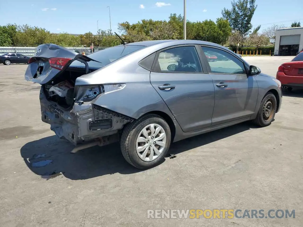 3 Photograph of a damaged car 3KPC24A3XKE080702 HYUNDAI ACCENT 2019