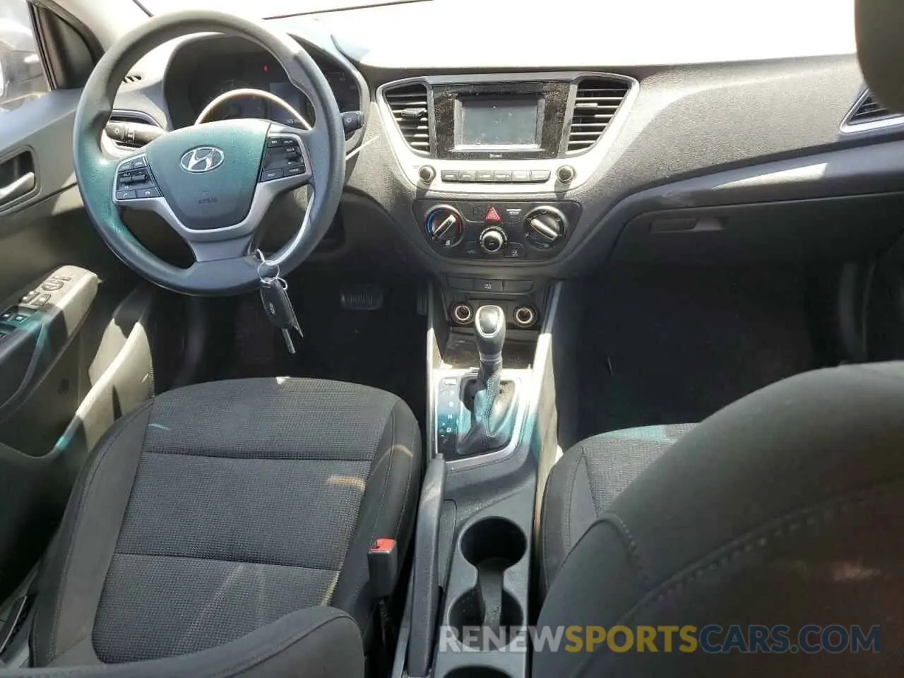 8 Photograph of a damaged car 3KPC24A3XKE080702 HYUNDAI ACCENT 2019