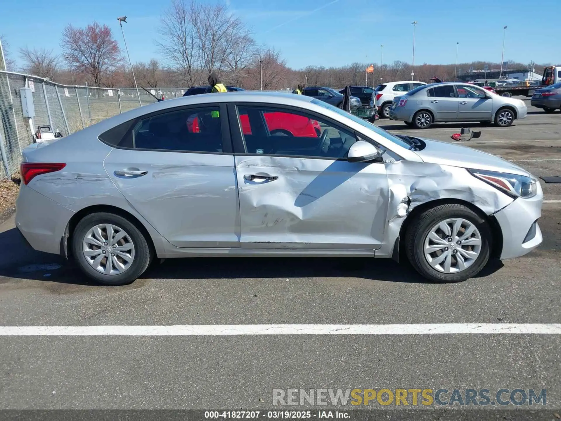 13 Photograph of a damaged car 3KPC24A3XKE086743 HYUNDAI ACCENT 2019