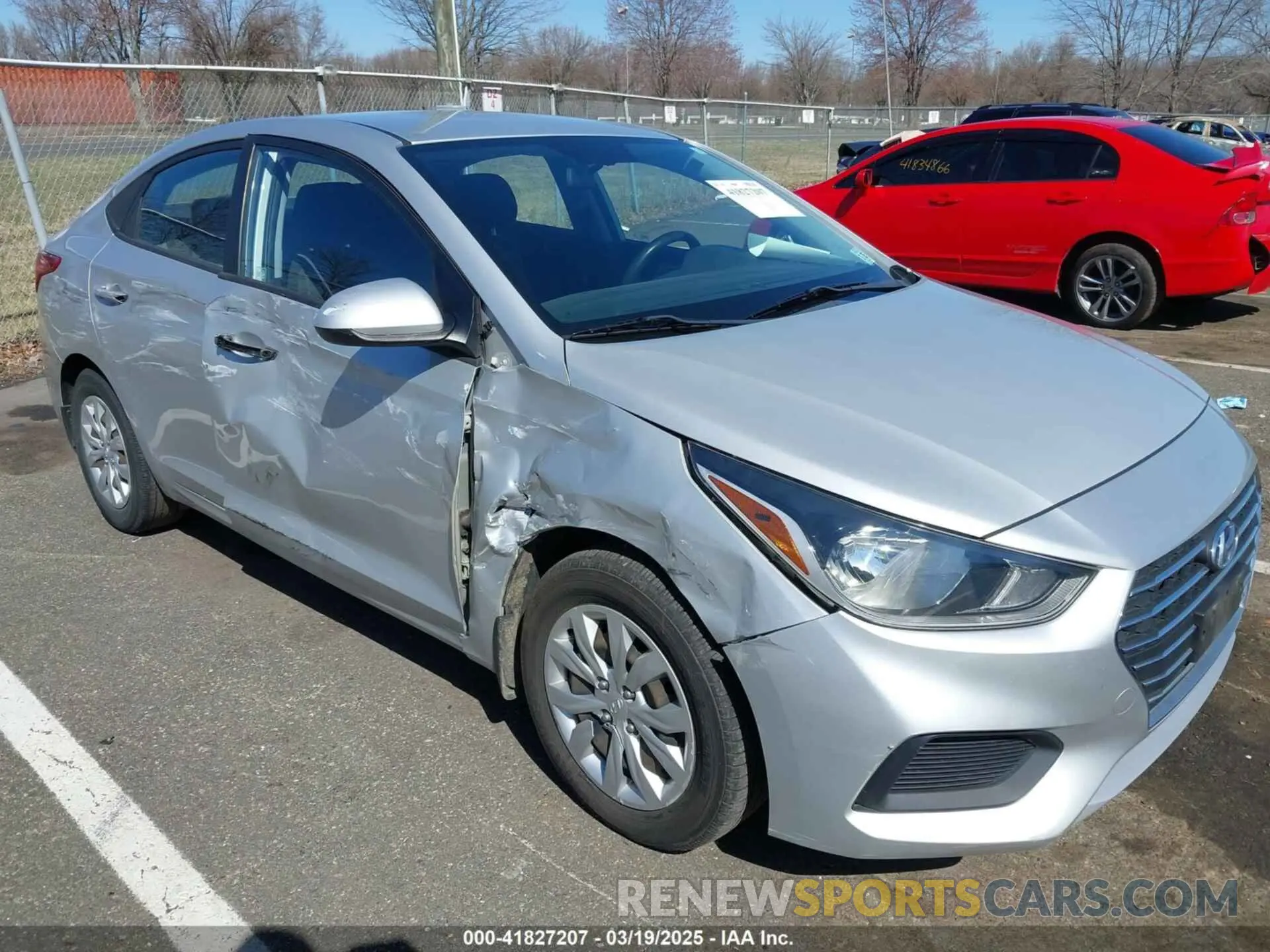6 Photograph of a damaged car 3KPC24A3XKE086743 HYUNDAI ACCENT 2019