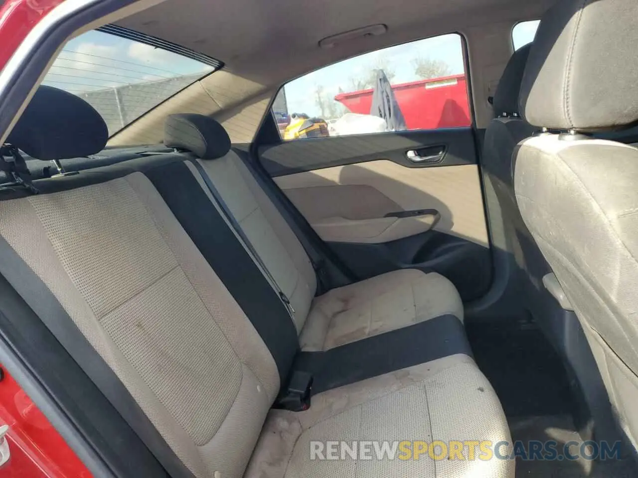 10 Photograph of a damaged car 3KPC34A31KE058276 HYUNDAI ACCENT 2019