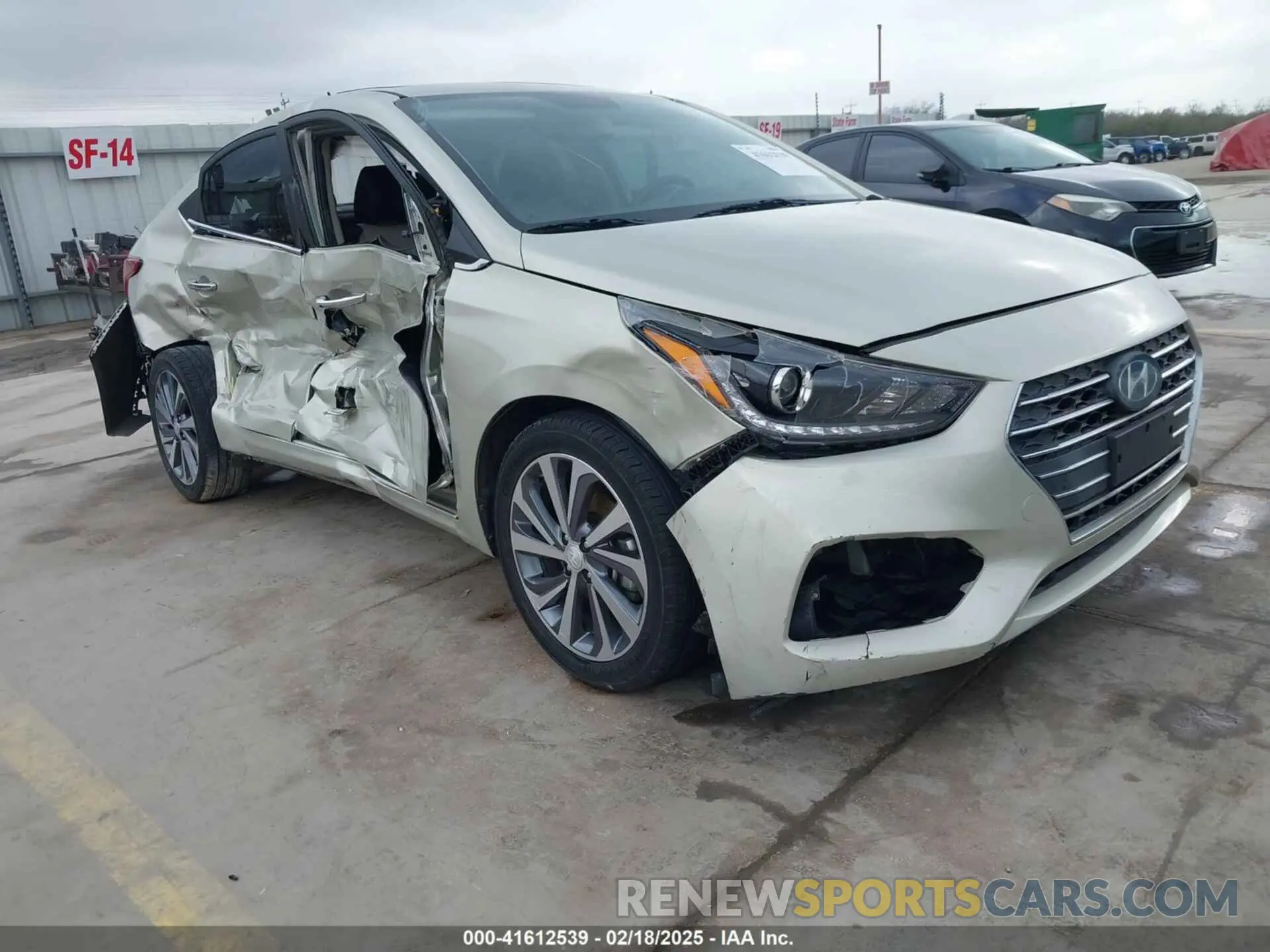 1 Photograph of a damaged car 3KPC34A3XKE046370 HYUNDAI ACCENT 2019