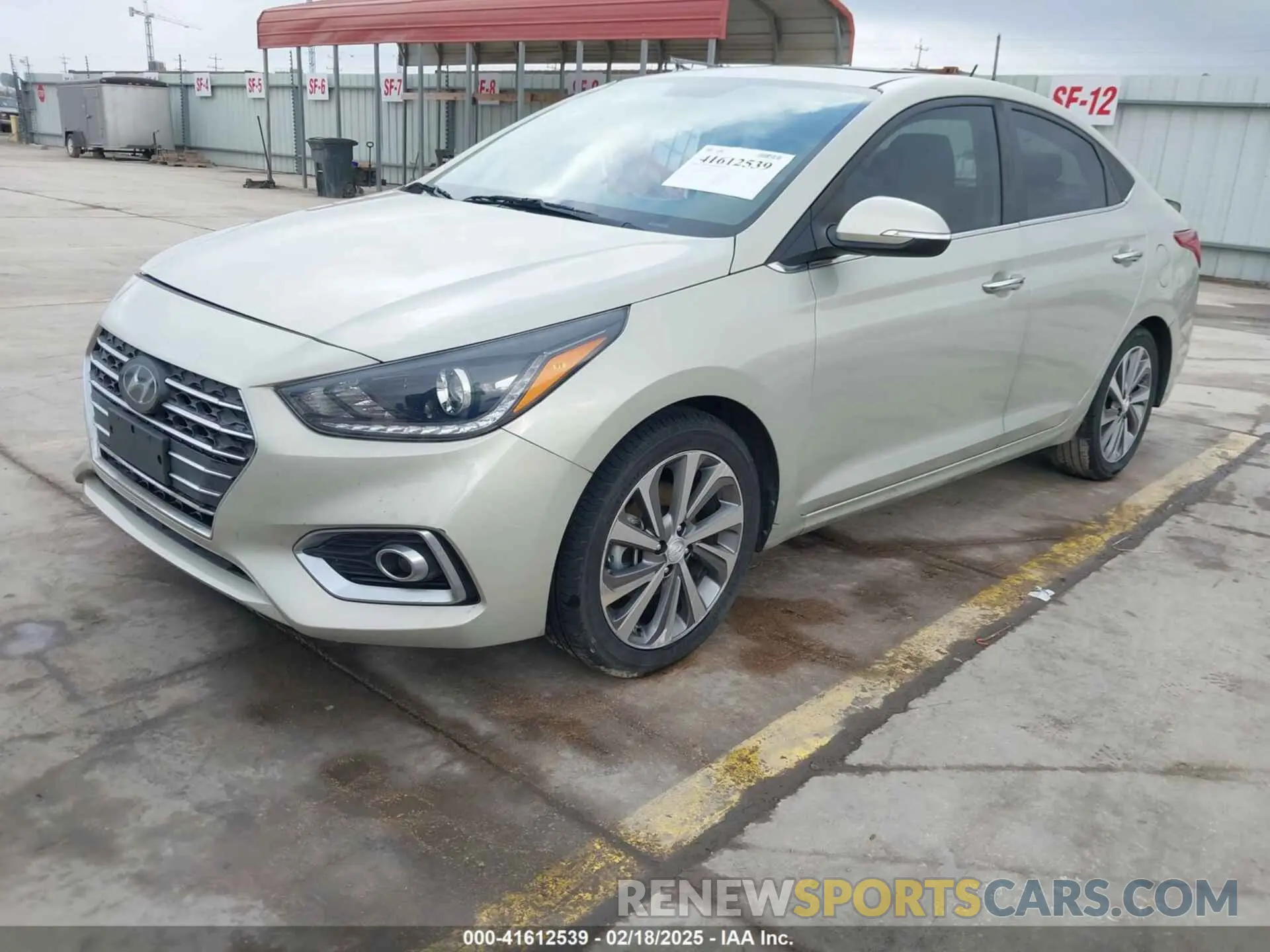 2 Photograph of a damaged car 3KPC34A3XKE046370 HYUNDAI ACCENT 2019
