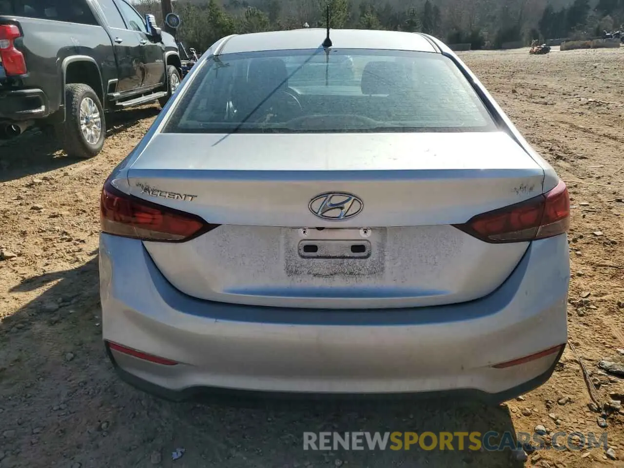 6 Photograph of a damaged car 3KPC24A60LE099190 HYUNDAI ACCENT 2020