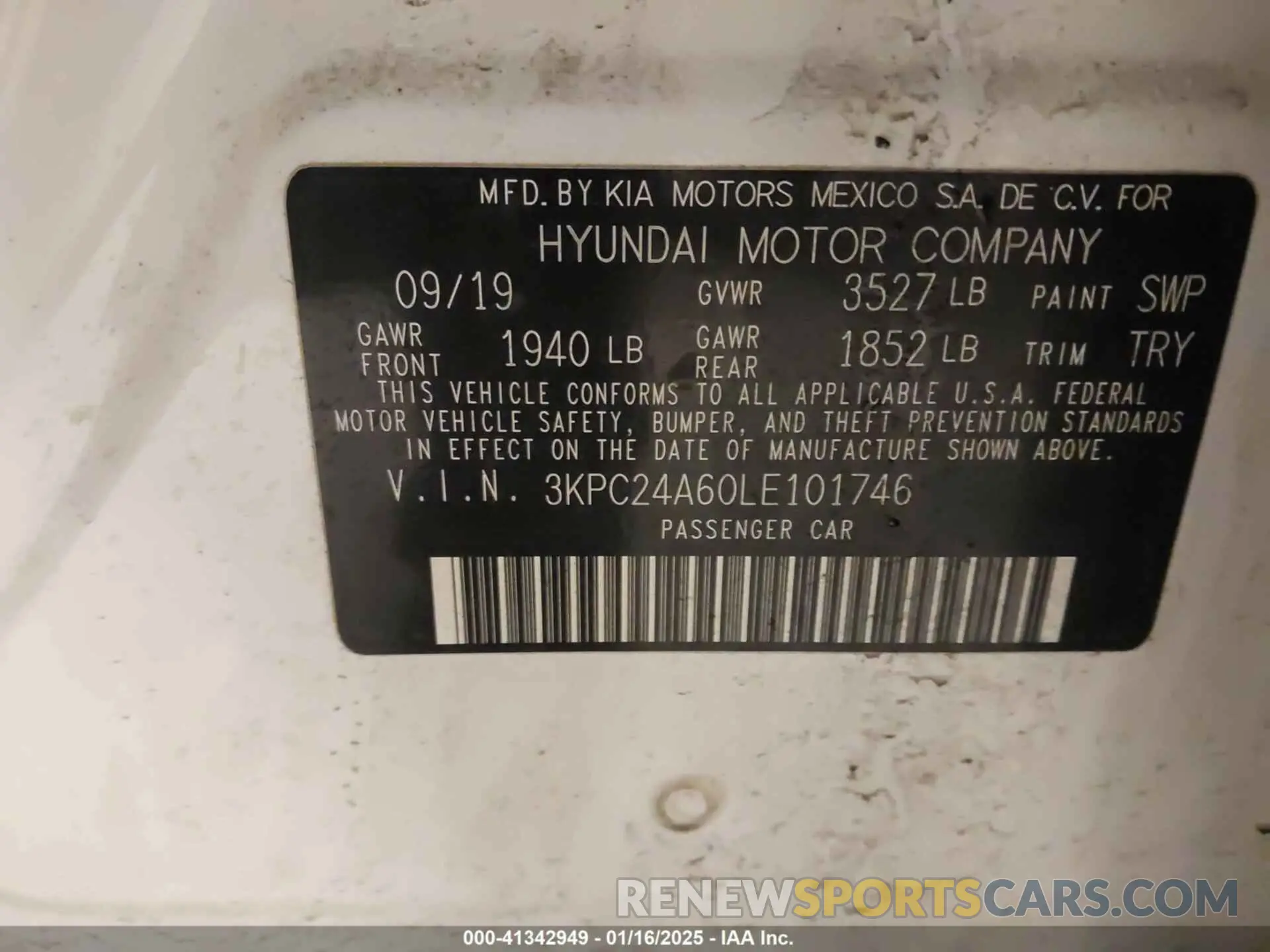 9 Photograph of a damaged car 3KPC24A60LE101746 HYUNDAI ACCENT 2020
