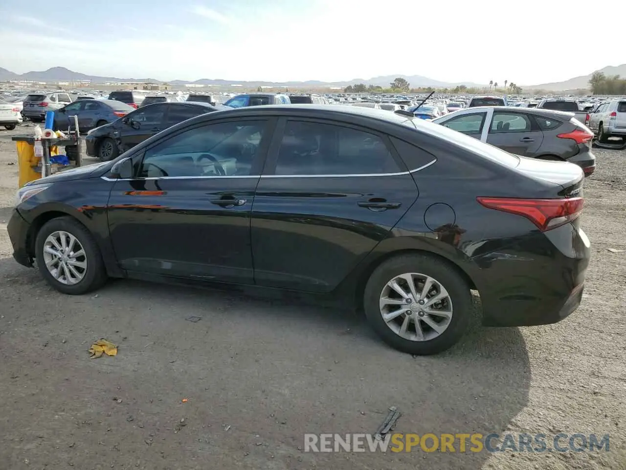 2 Photograph of a damaged car 3KPC24A60LE104663 HYUNDAI ACCENT 2020