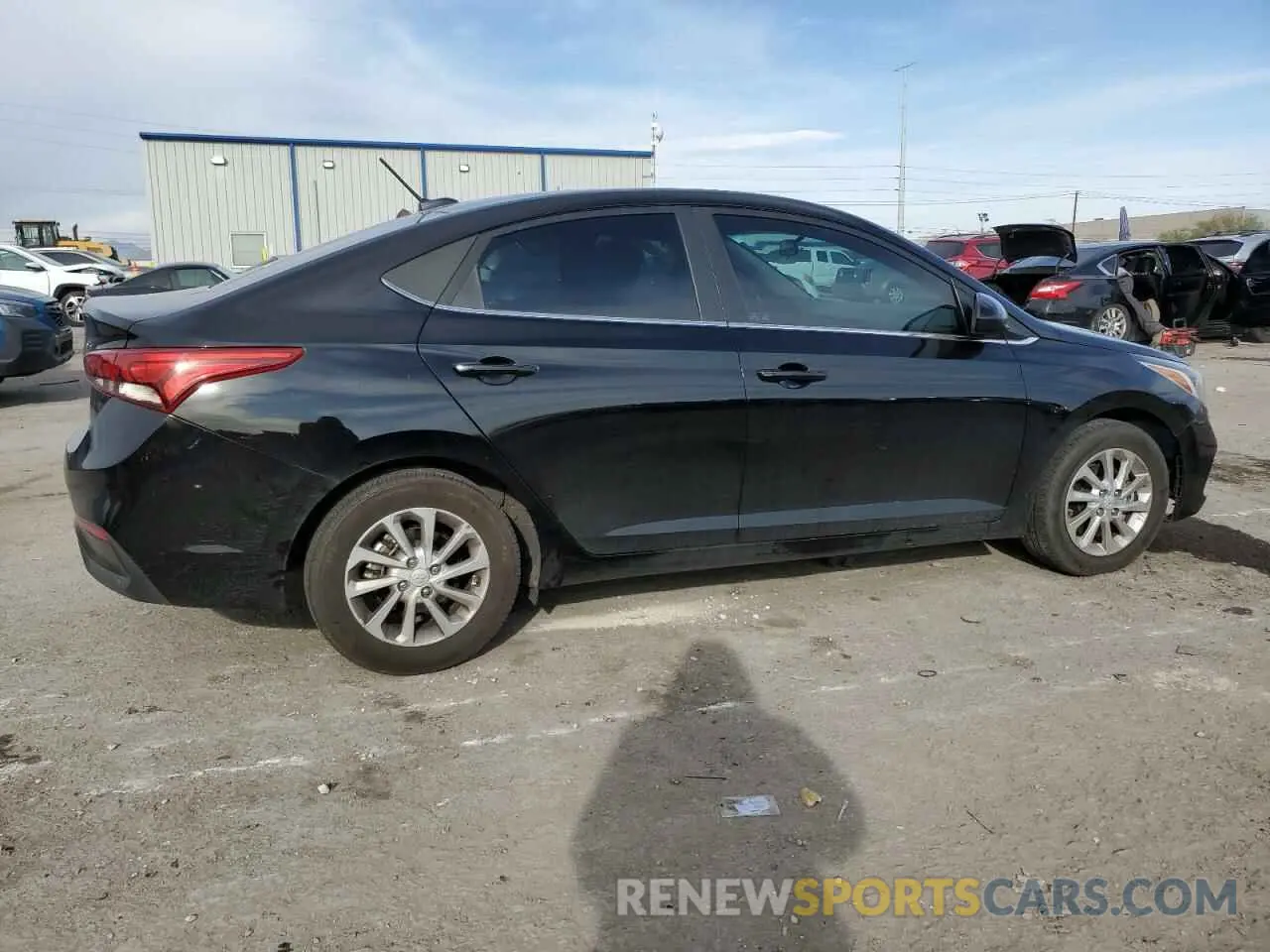 3 Photograph of a damaged car 3KPC24A60LE104663 HYUNDAI ACCENT 2020