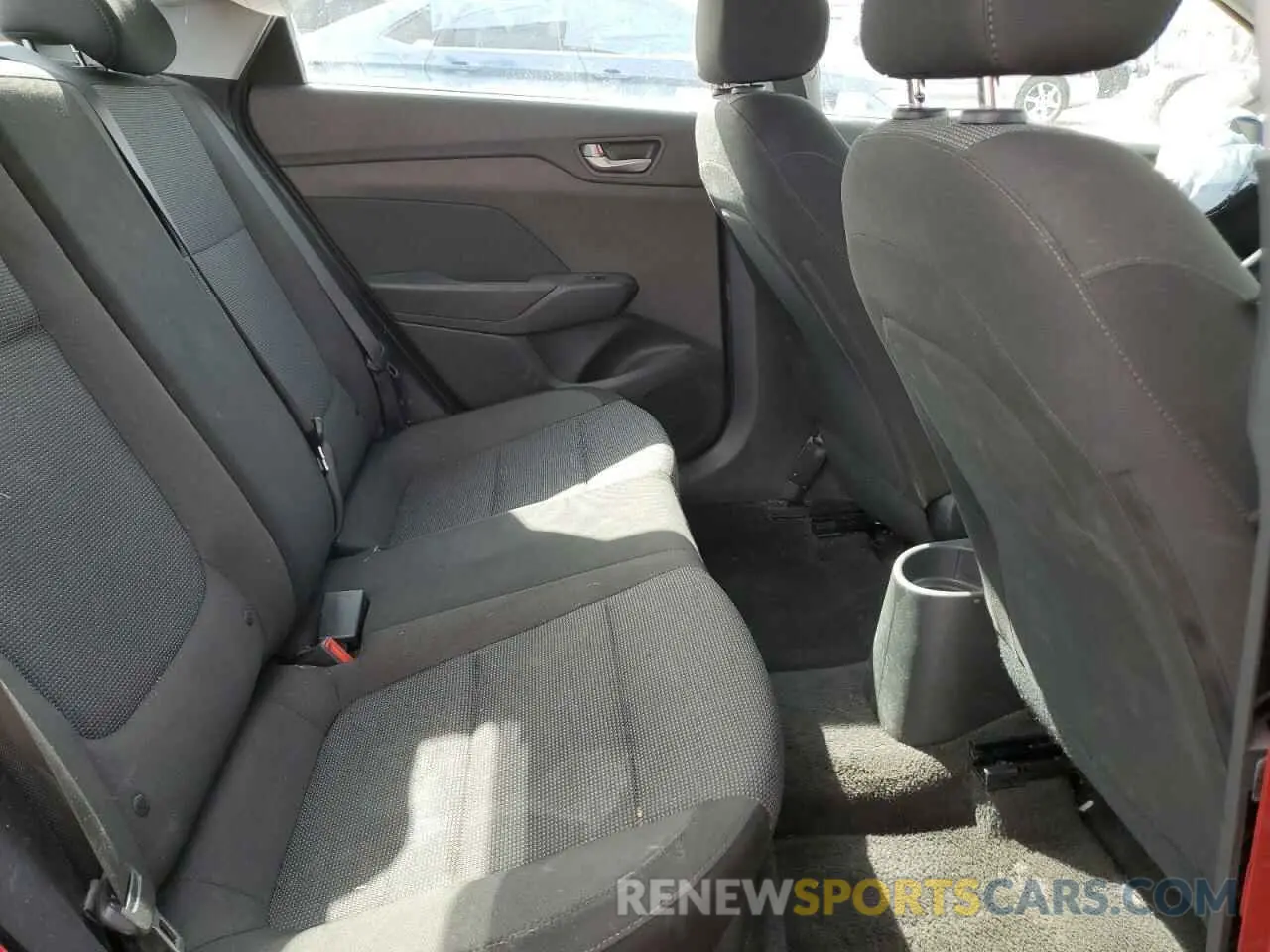 11 Photograph of a damaged car 3KPC24A61LE094029 HYUNDAI ACCENT 2020