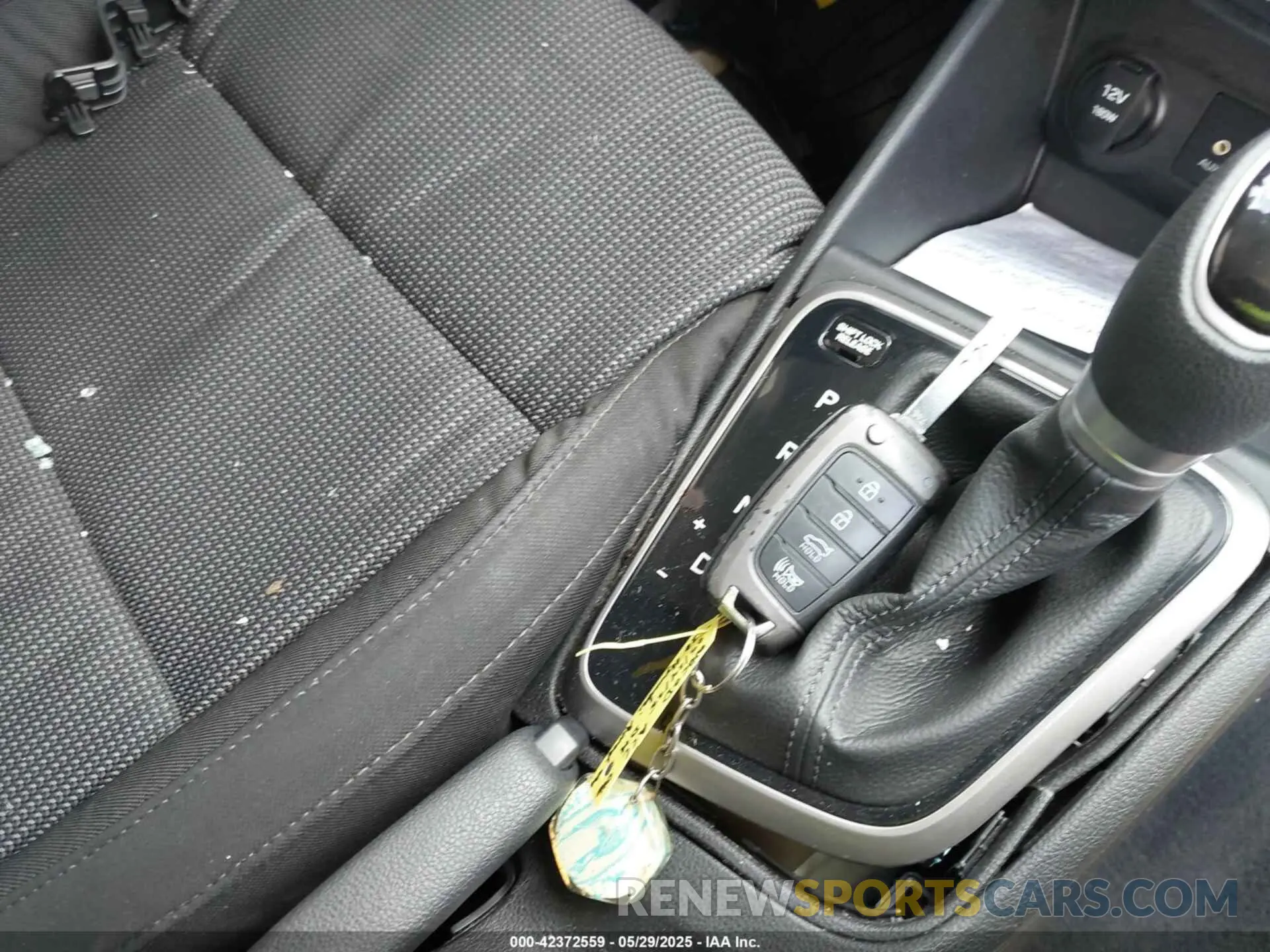 11 Photograph of a damaged car 3KPC24A61LE096279 HYUNDAI ACCENT 2020