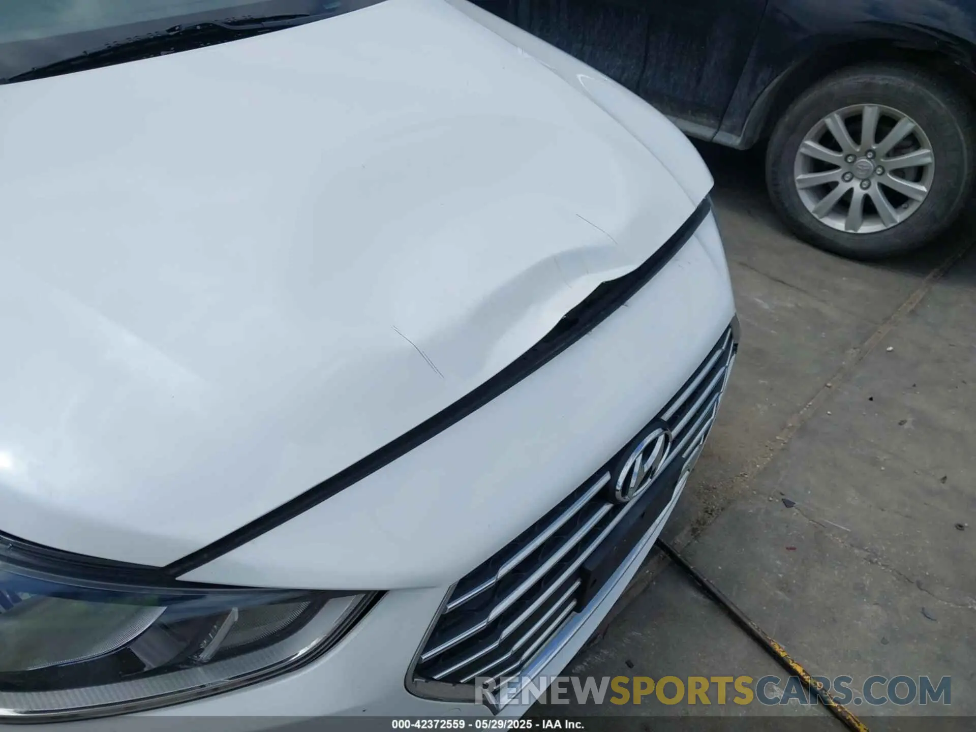 6 Photograph of a damaged car 3KPC24A61LE096279 HYUNDAI ACCENT 2020