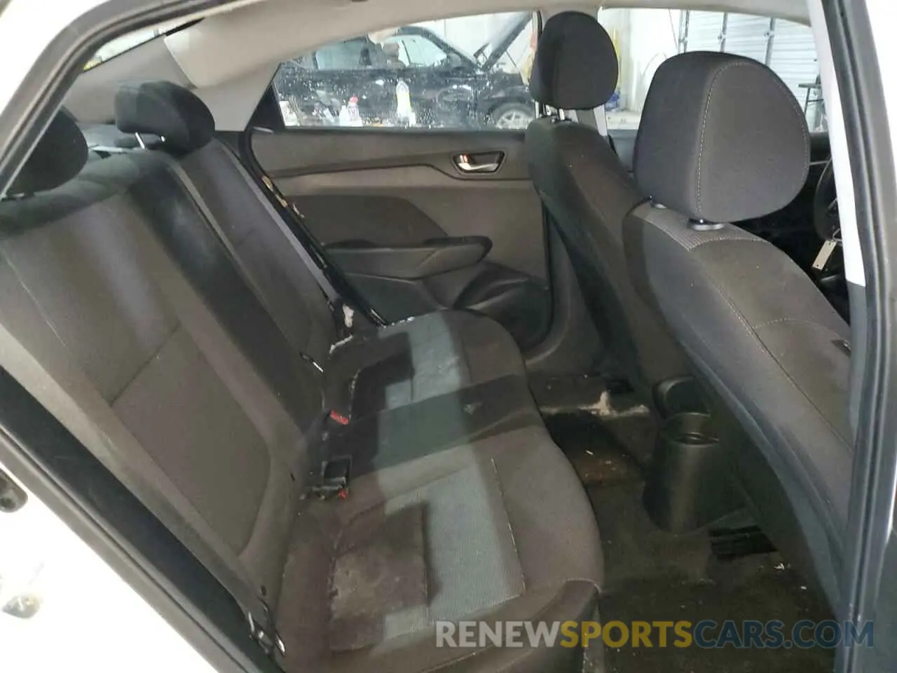 10 Photograph of a damaged car 3KPC24A61LE113971 HYUNDAI ACCENT 2020