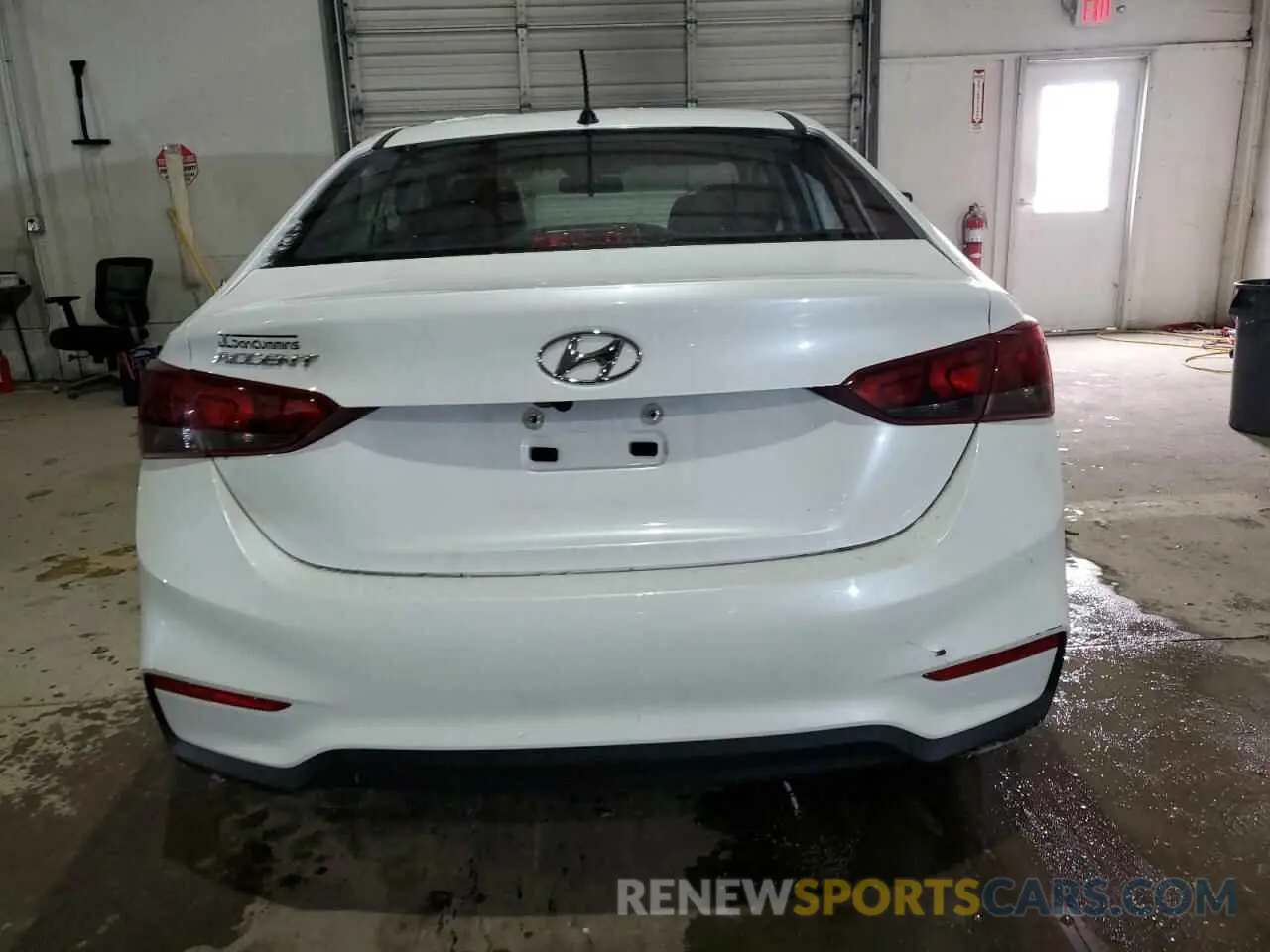 6 Photograph of a damaged car 3KPC24A61LE113971 HYUNDAI ACCENT 2020