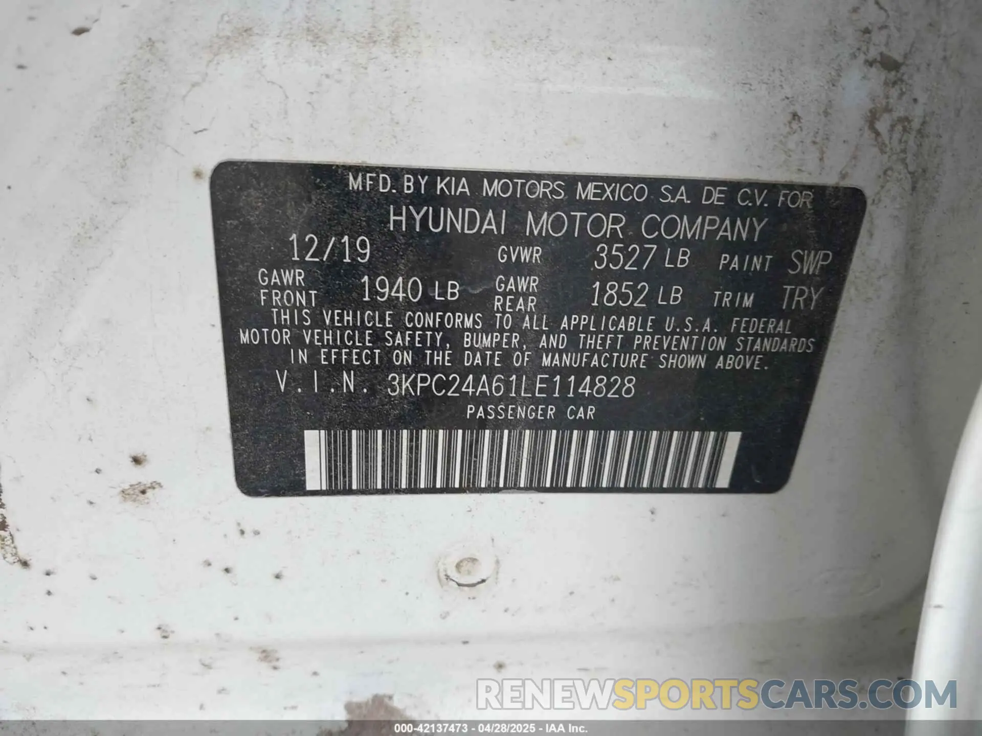 9 Photograph of a damaged car 3KPC24A61LE114828 HYUNDAI ACCENT 2020