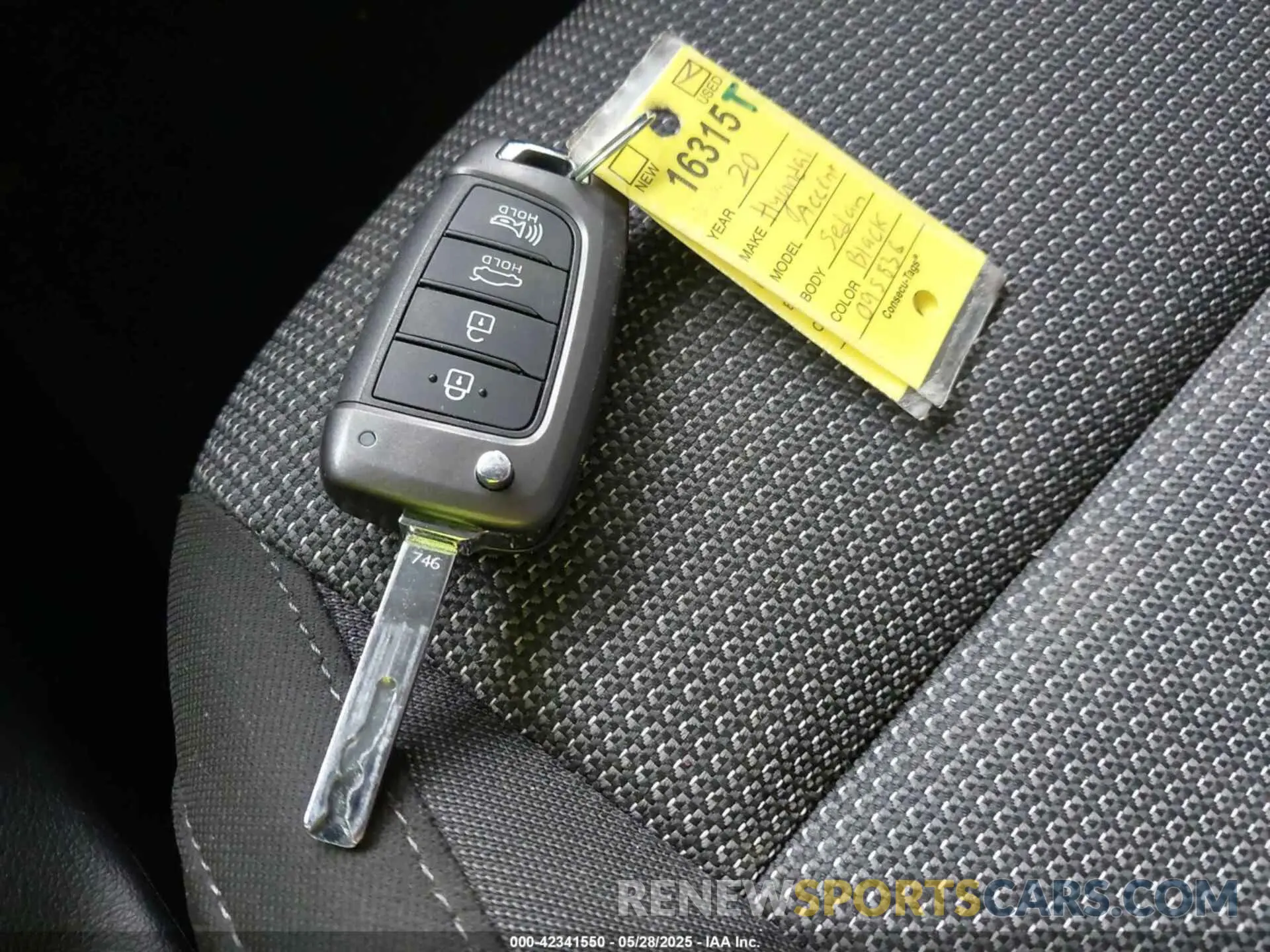 11 Photograph of a damaged car 3KPC24A62LE095836 HYUNDAI ACCENT 2020