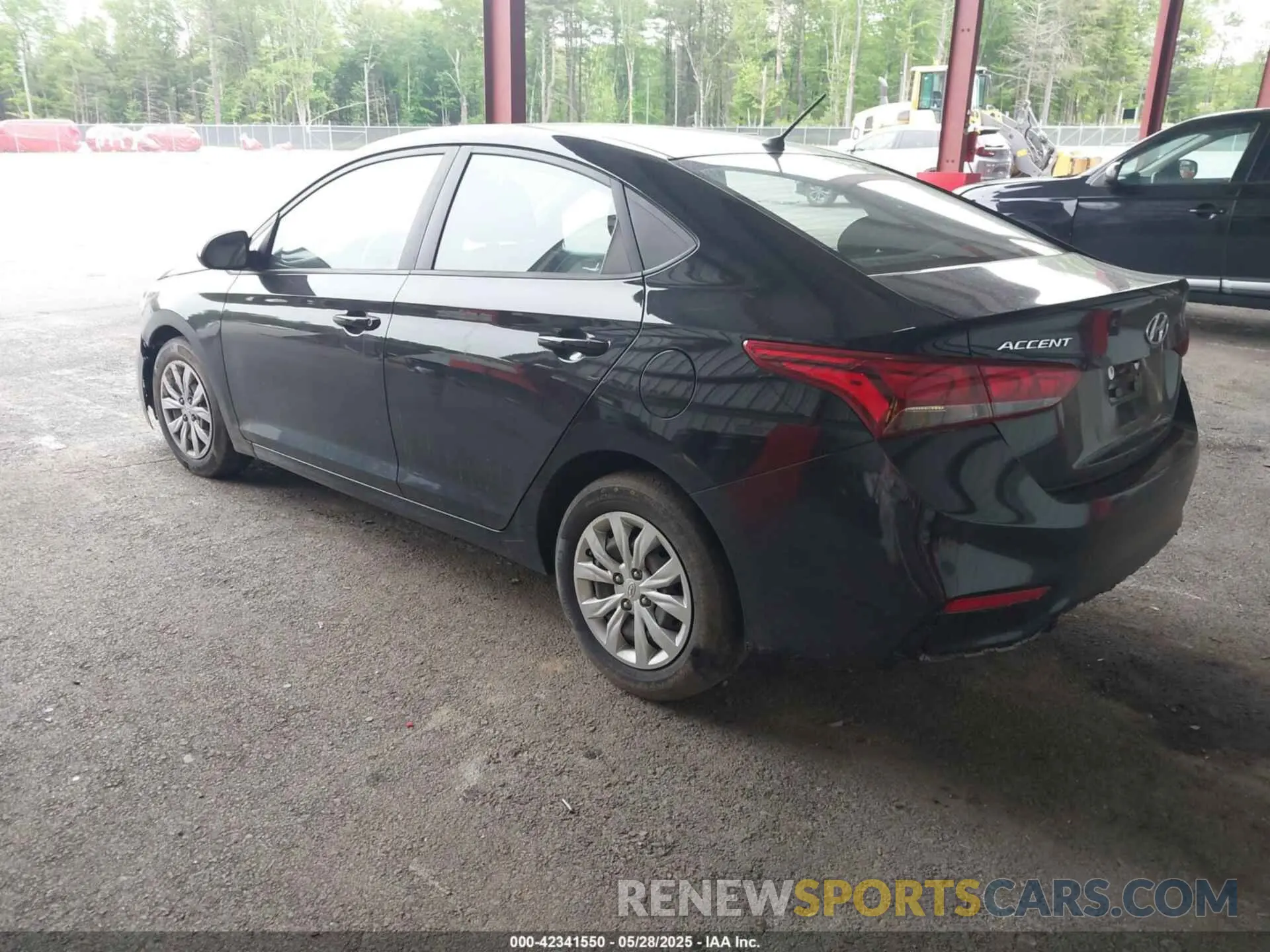 3 Photograph of a damaged car 3KPC24A62LE095836 HYUNDAI ACCENT 2020