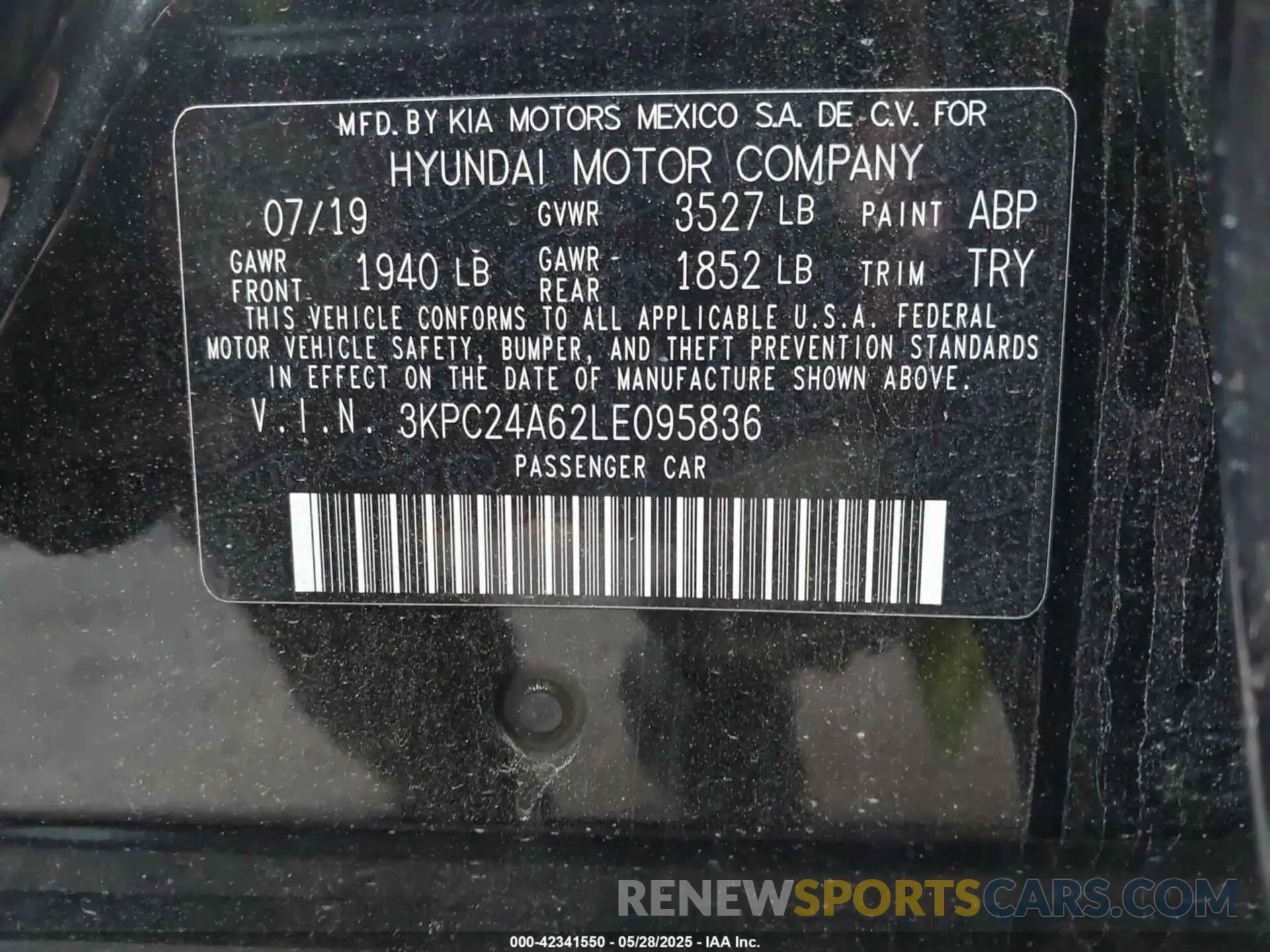 9 Photograph of a damaged car 3KPC24A62LE095836 HYUNDAI ACCENT 2020