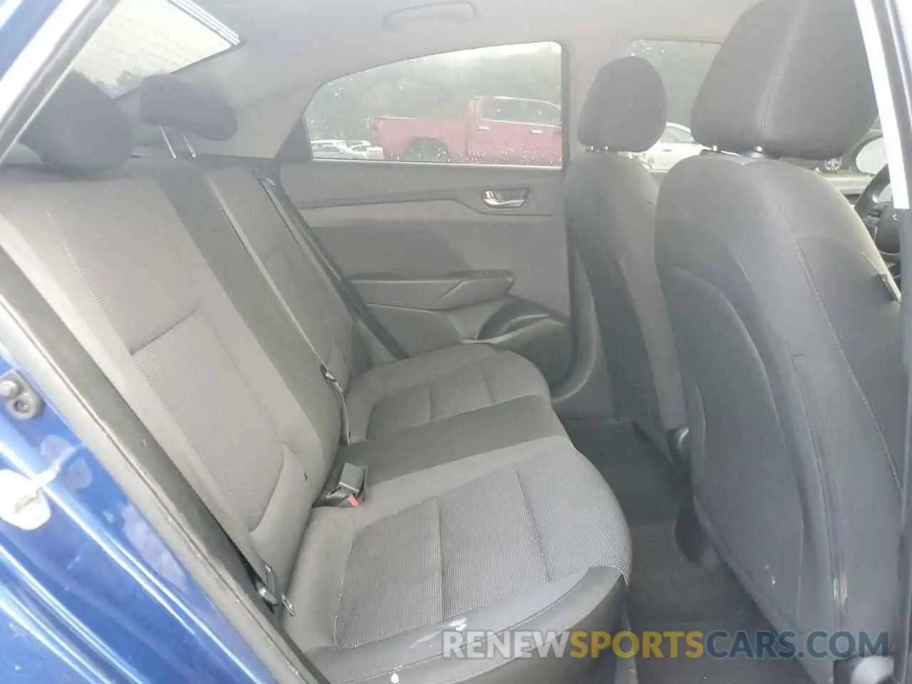 10 Photograph of a damaged car 3KPC24A62LE103336 HYUNDAI ACCENT 2020