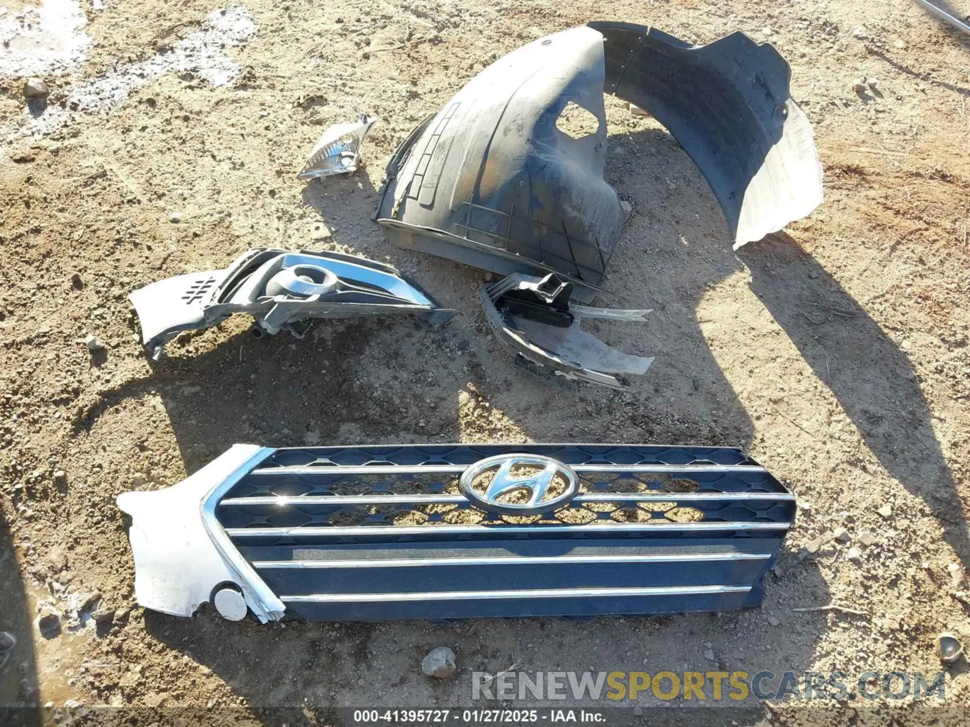 12 Photograph of a damaged car 3KPC24A62LE125577 HYUNDAI ACCENT 2020