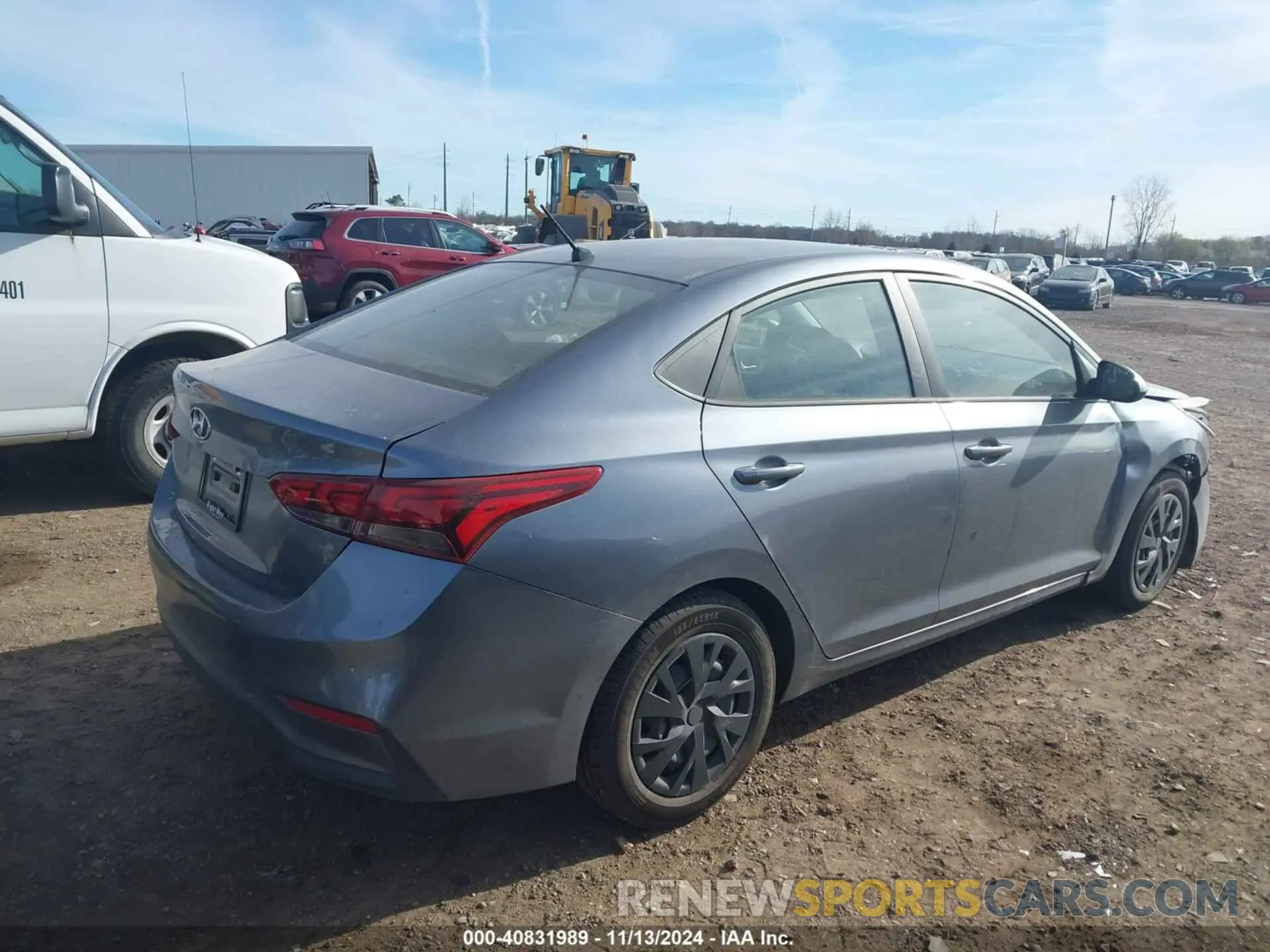 4 Photograph of a damaged car 3KPC24A63LE096364 HYUNDAI ACCENT 2020