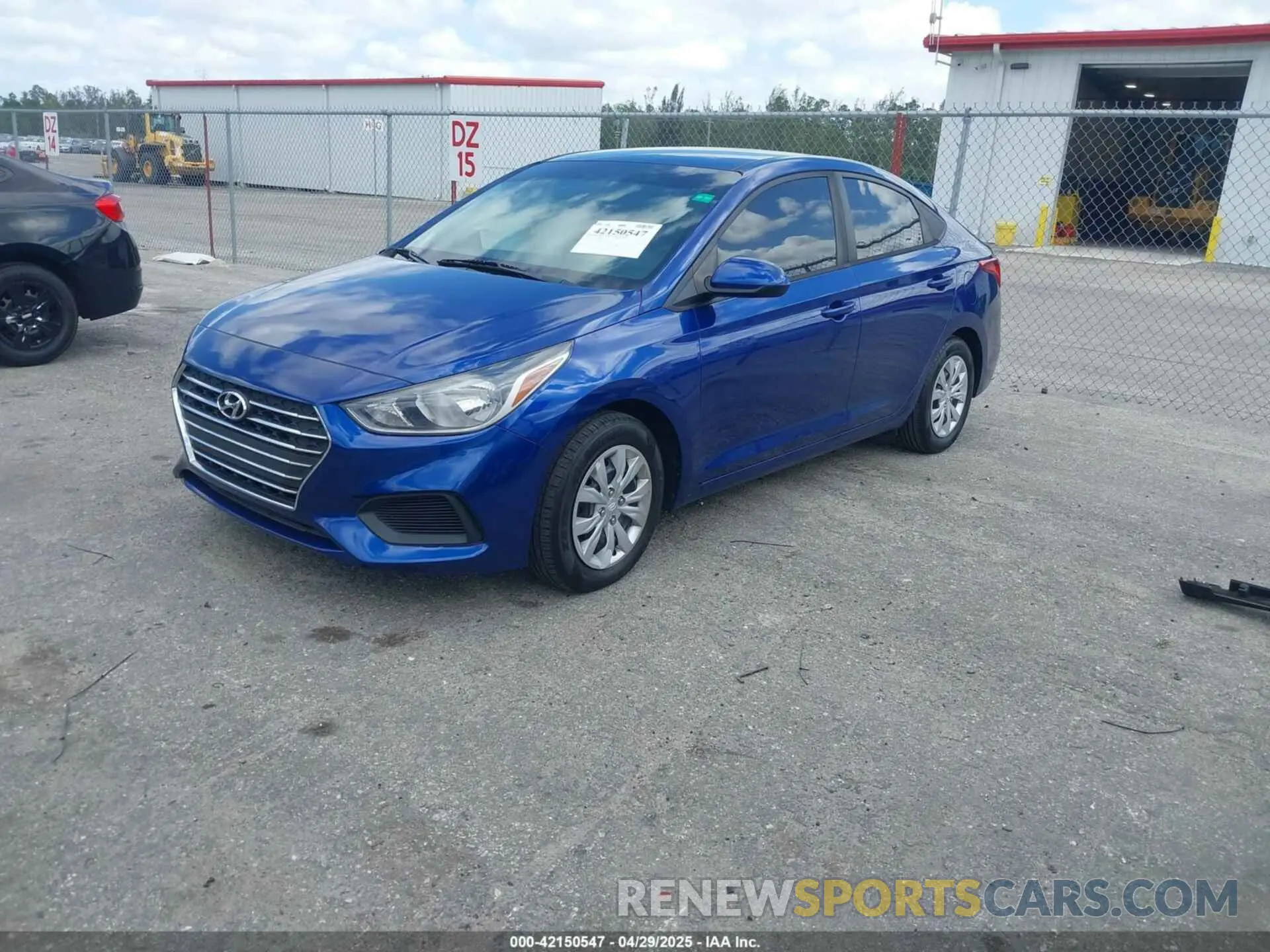 2 Photograph of a damaged car 3KPC24A63LE114006 HYUNDAI ACCENT 2020