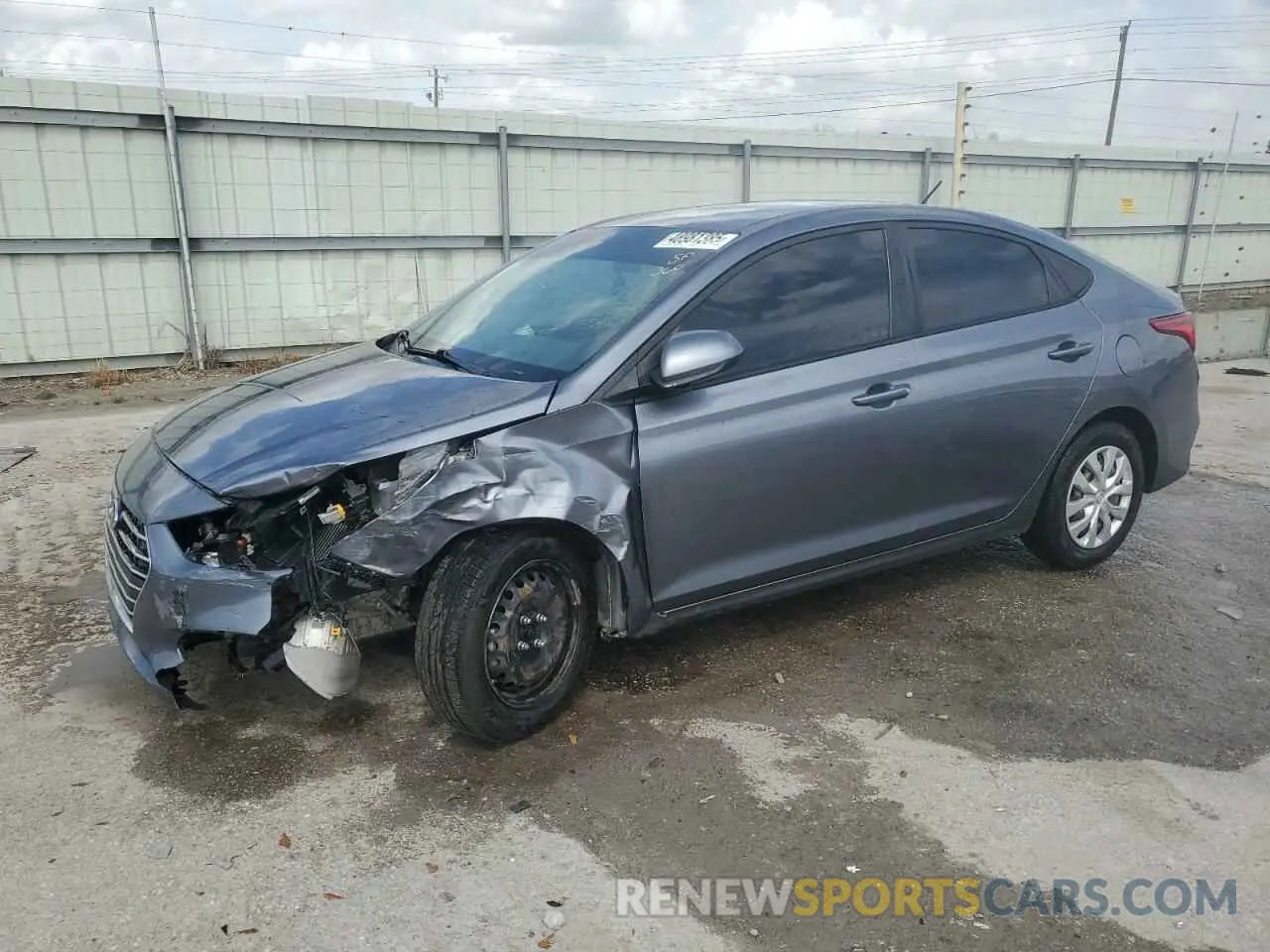 1 Photograph of a damaged car 3KPC24A64LE104844 HYUNDAI ACCENT 2020