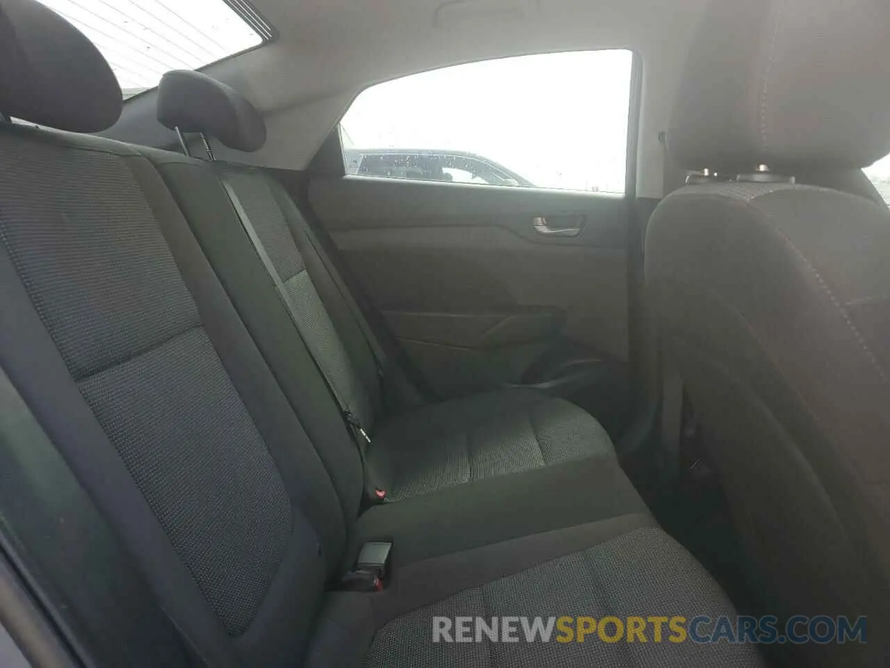 10 Photograph of a damaged car 3KPC24A64LE104844 HYUNDAI ACCENT 2020
