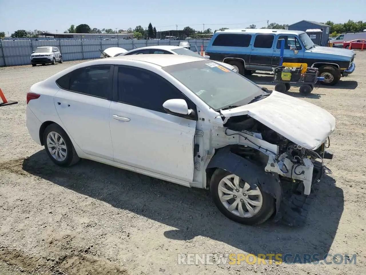 4 Photograph of a damaged car 3KPC24A64LE115942 HYUNDAI ACCENT 2020