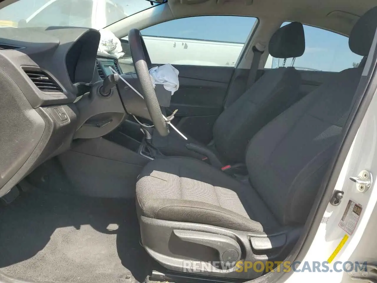 7 Photograph of a damaged car 3KPC24A64LE115942 HYUNDAI ACCENT 2020
