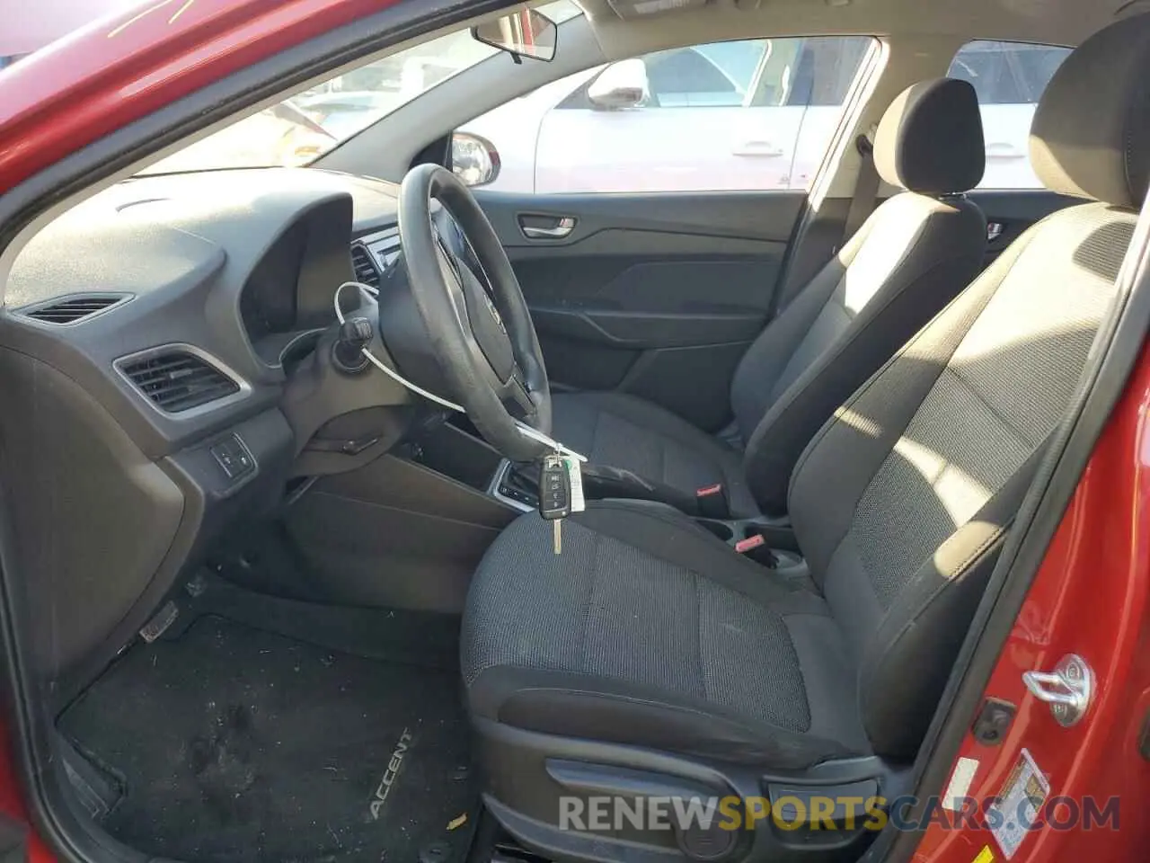 7 Photograph of a damaged car 3KPC24A64LE120008 HYUNDAI ACCENT 2020
