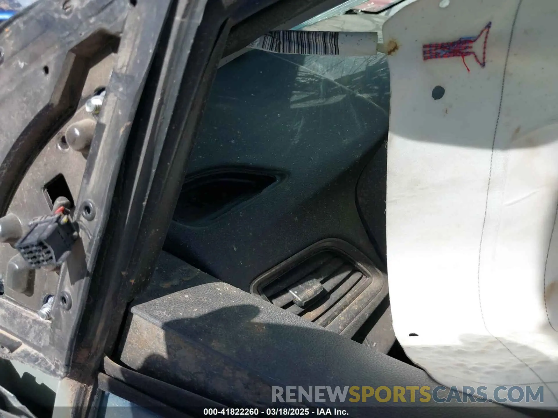 7 Photograph of a damaged car 3KPC24A65LE092512 HYUNDAI ACCENT 2020