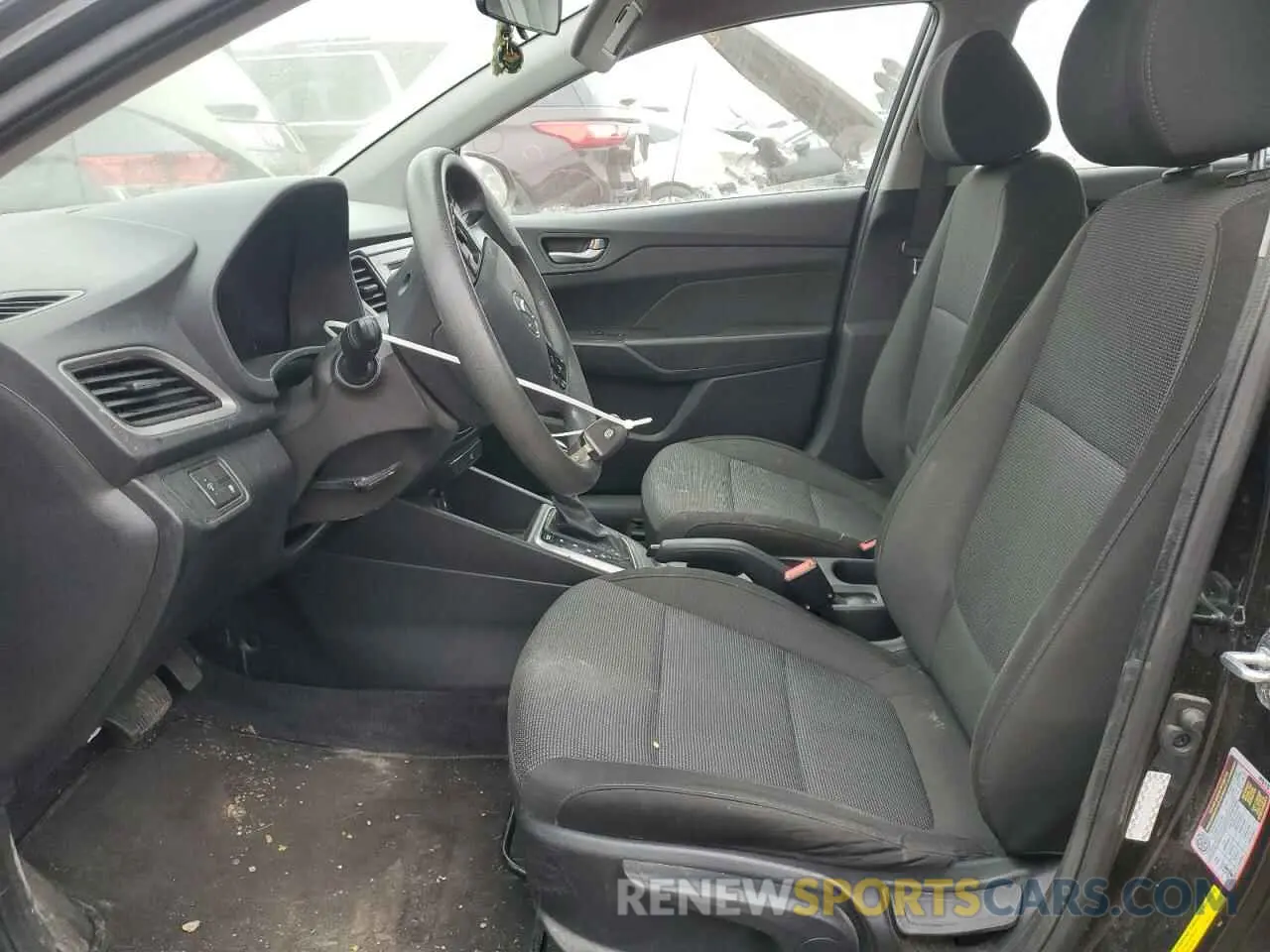 7 Photograph of a damaged car 3KPC24A65LE122169 HYUNDAI ACCENT 2020