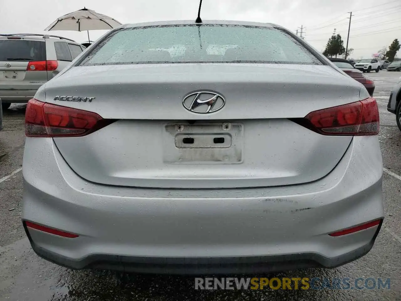 6 Photograph of a damaged car 3KPC24A66LE098576 HYUNDAI ACCENT 2020