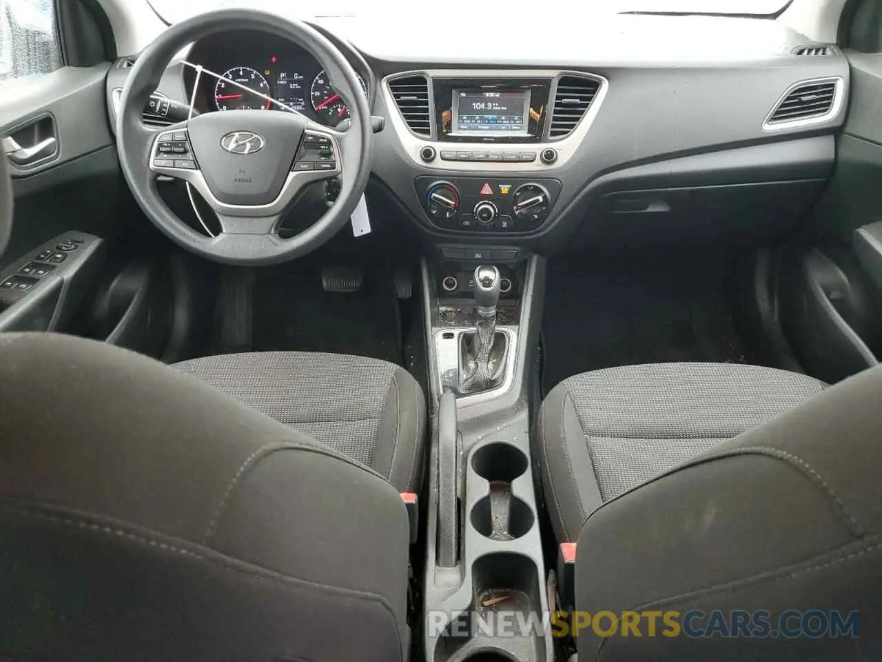 8 Photograph of a damaged car 3KPC24A66LE098576 HYUNDAI ACCENT 2020
