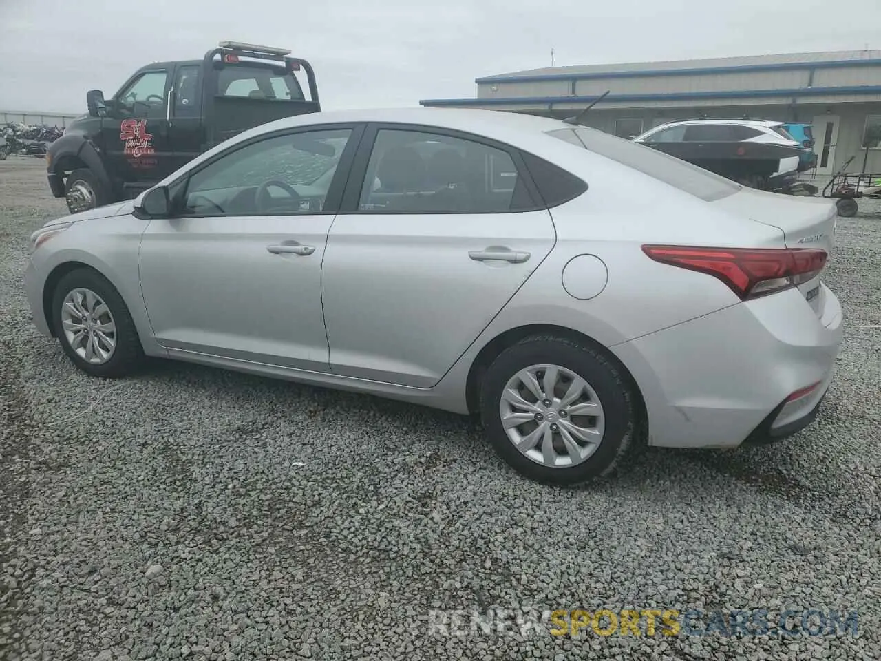 2 Photograph of a damaged car 3KPC24A66LE100911 HYUNDAI ACCENT 2020