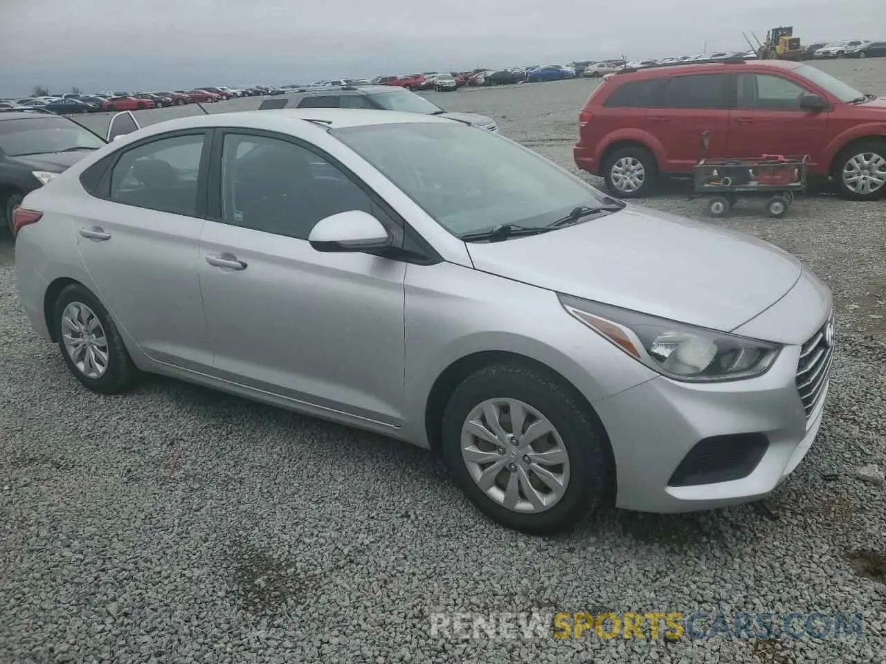 4 Photograph of a damaged car 3KPC24A66LE100911 HYUNDAI ACCENT 2020