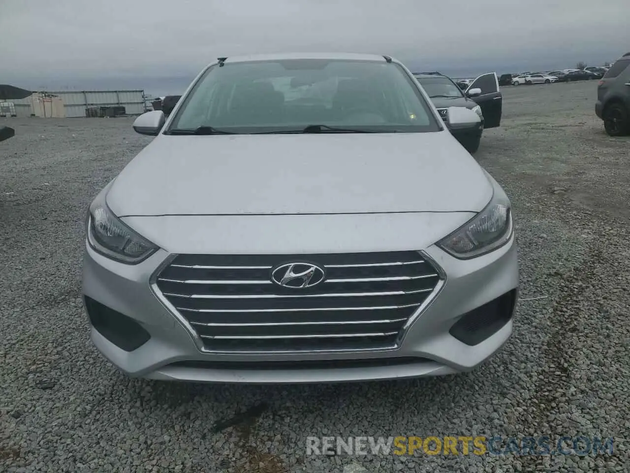 5 Photograph of a damaged car 3KPC24A66LE100911 HYUNDAI ACCENT 2020