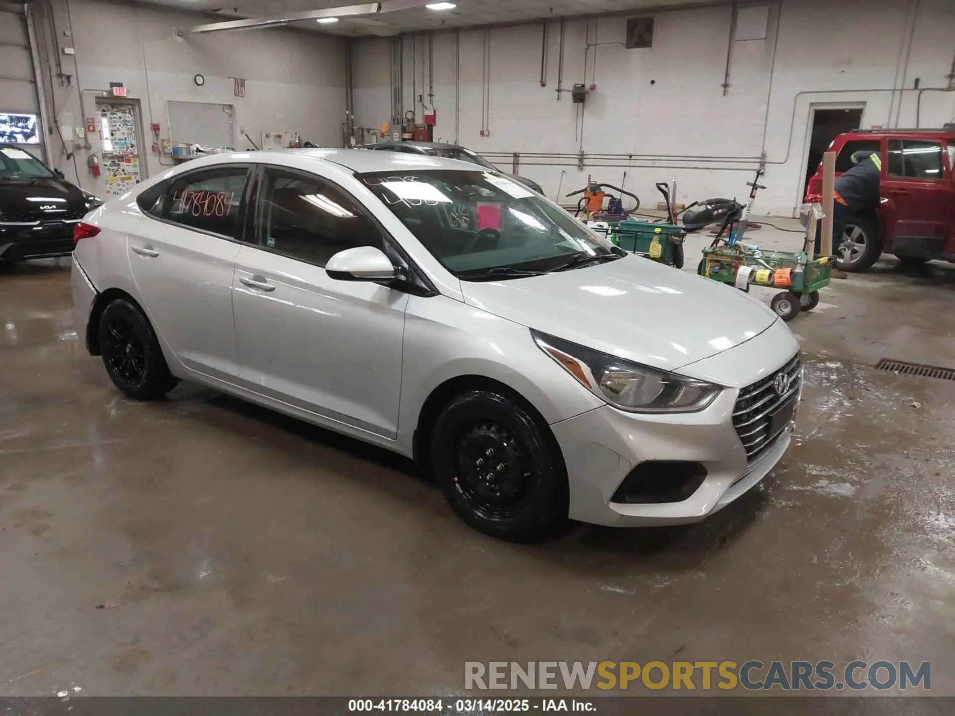 1 Photograph of a damaged car 3KPC24A66LE111892 HYUNDAI ACCENT 2020