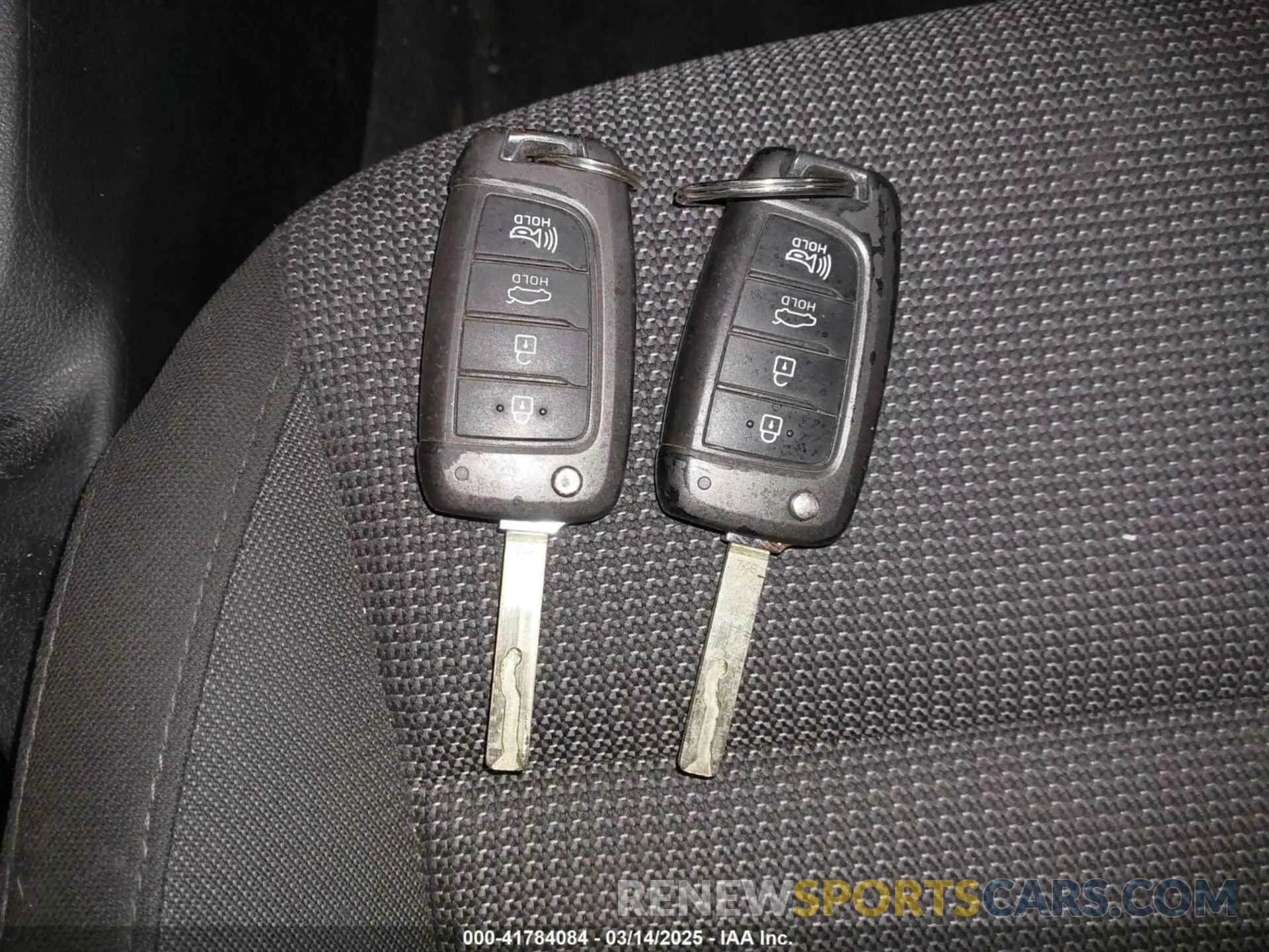 11 Photograph of a damaged car 3KPC24A66LE111892 HYUNDAI ACCENT 2020