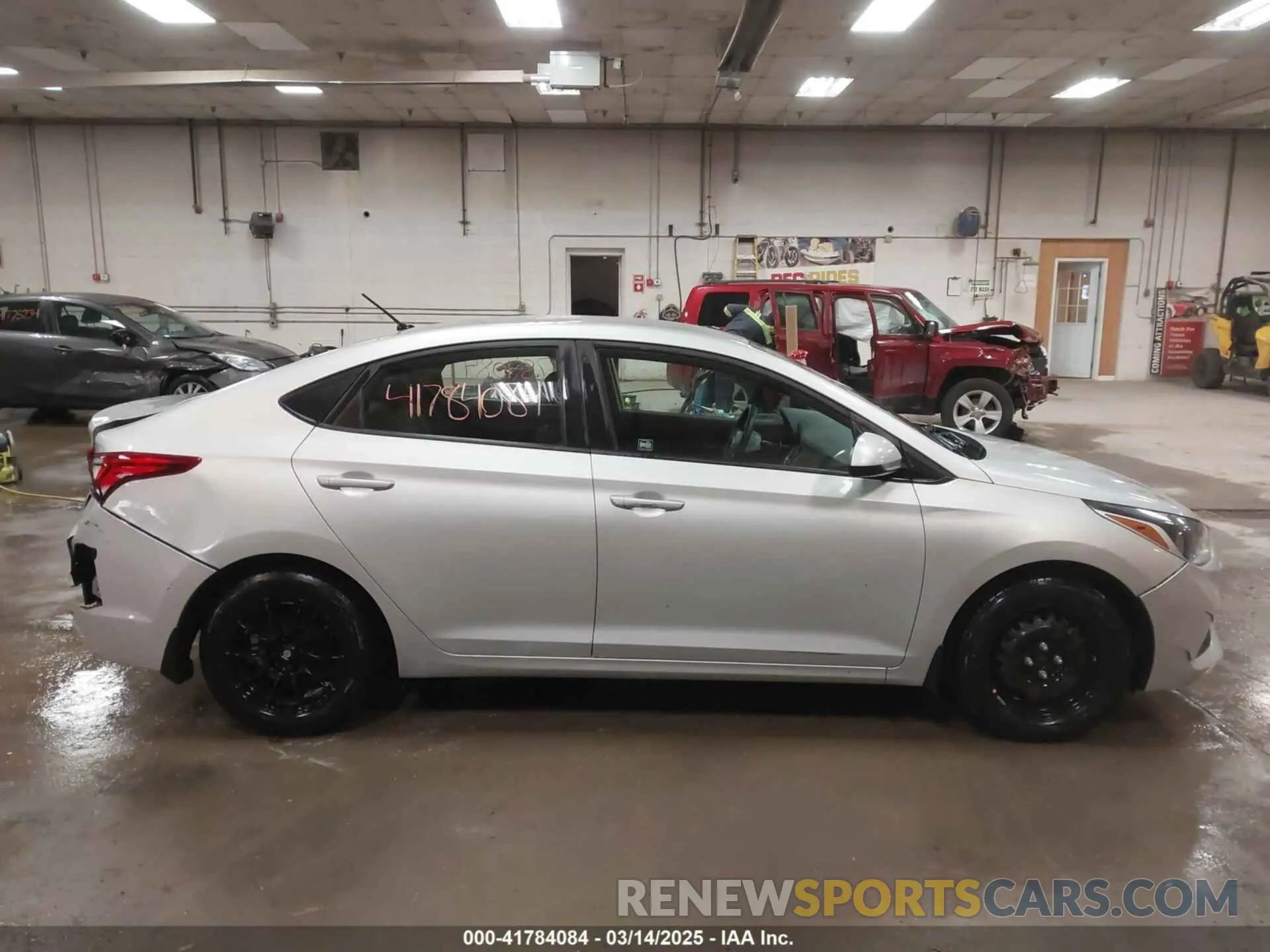 13 Photograph of a damaged car 3KPC24A66LE111892 HYUNDAI ACCENT 2020