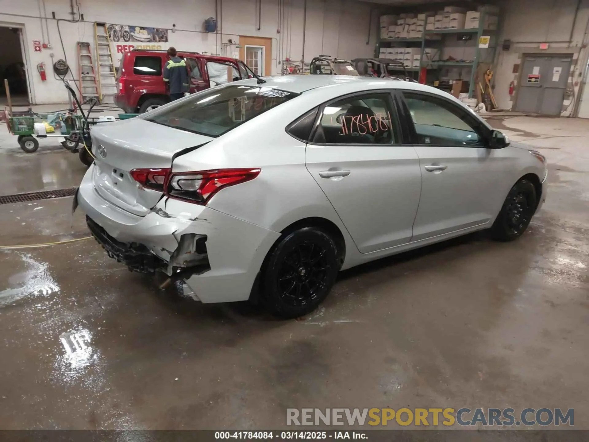 4 Photograph of a damaged car 3KPC24A66LE111892 HYUNDAI ACCENT 2020
