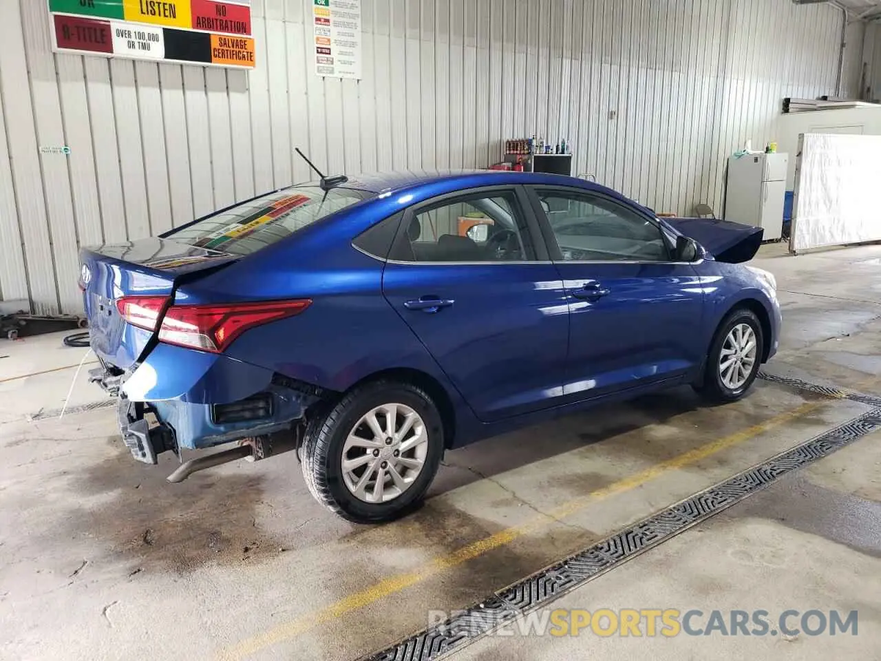 3 Photograph of a damaged car 3KPC24A66LE122925 HYUNDAI ACCENT 2020