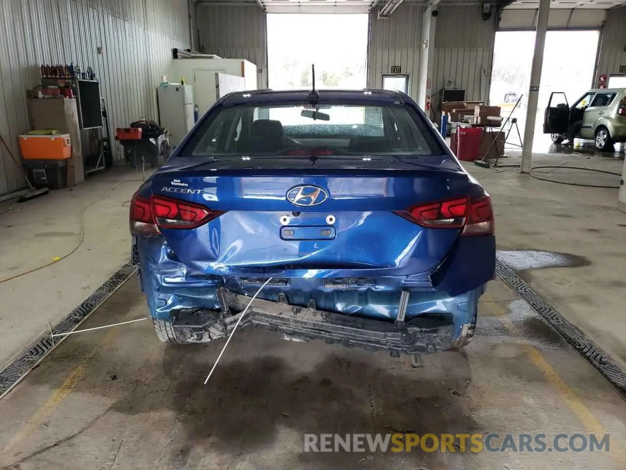 6 Photograph of a damaged car 3KPC24A66LE122925 HYUNDAI ACCENT 2020