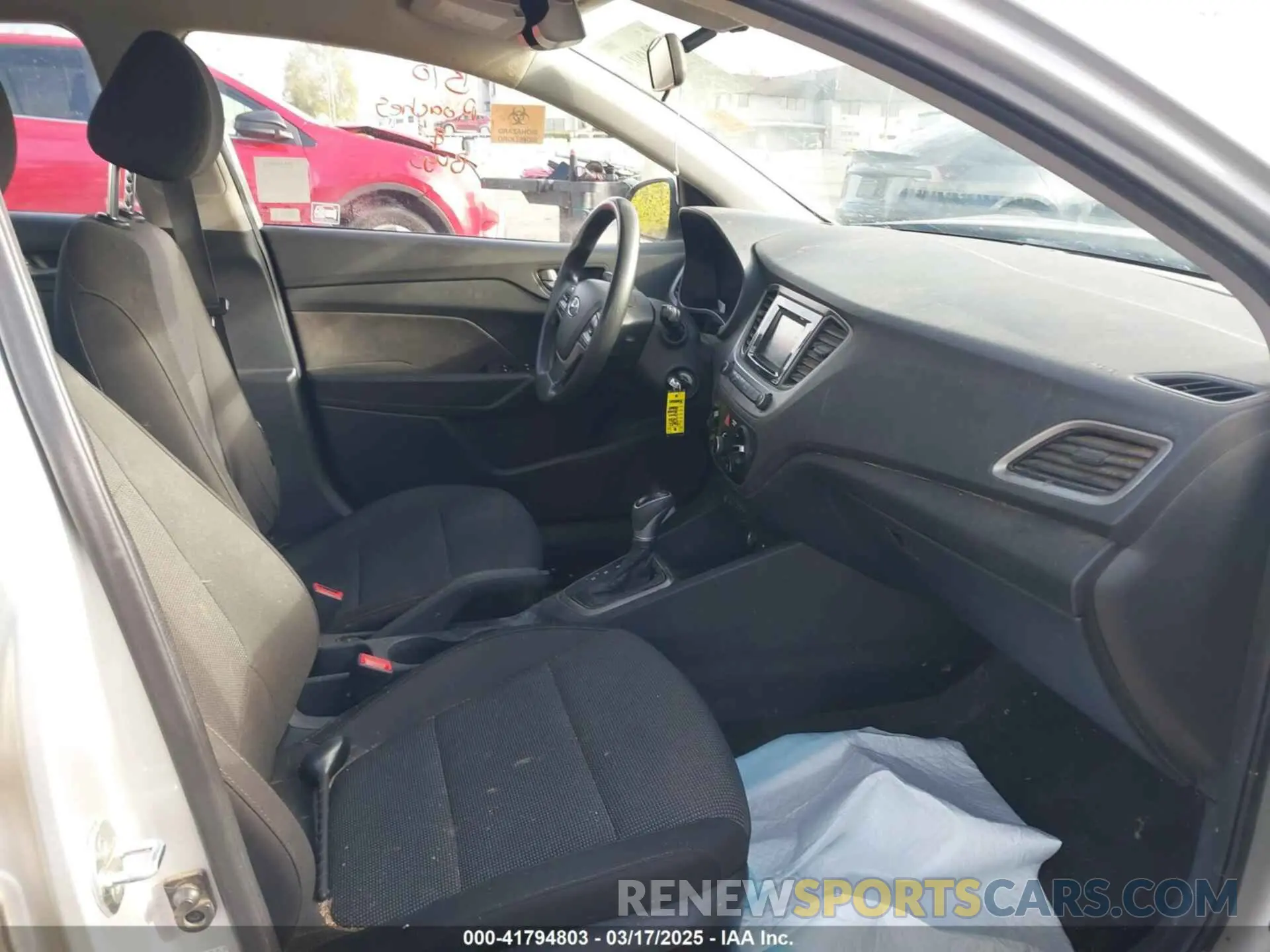 5 Photograph of a damaged car 3KPC24A67LE092995 HYUNDAI ACCENT 2020