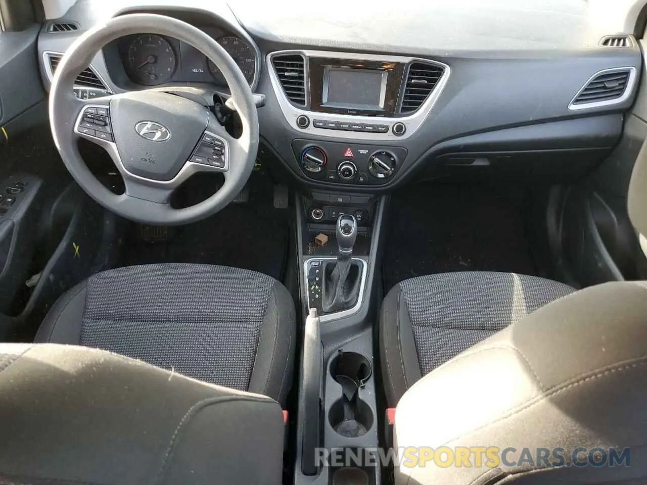 8 Photograph of a damaged car 3KPC24A67LE096612 HYUNDAI ACCENT 2020