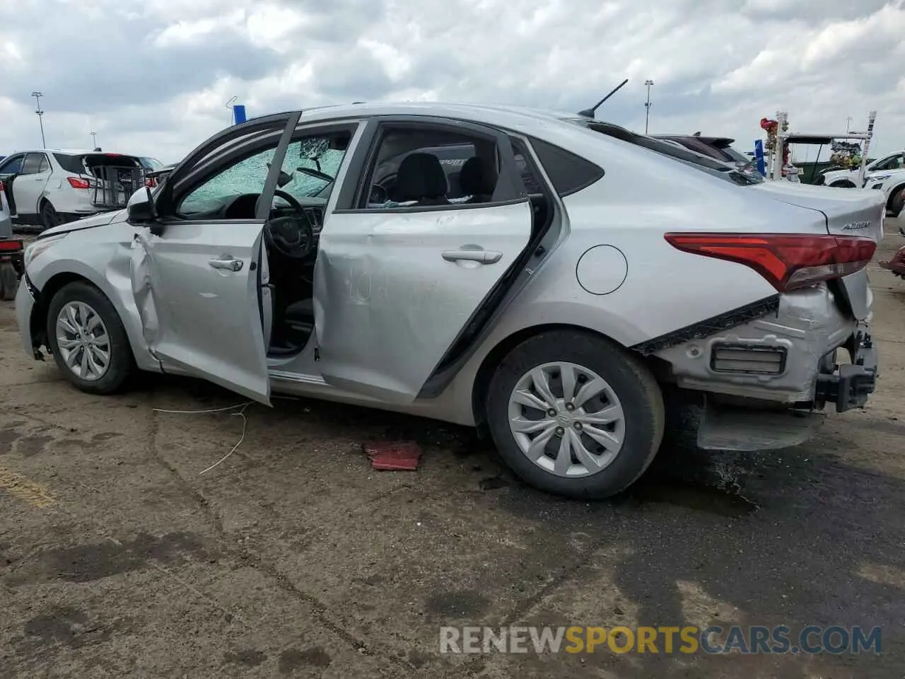 2 Photograph of a damaged car 3KPC24A67LE103722 HYUNDAI ACCENT 2020