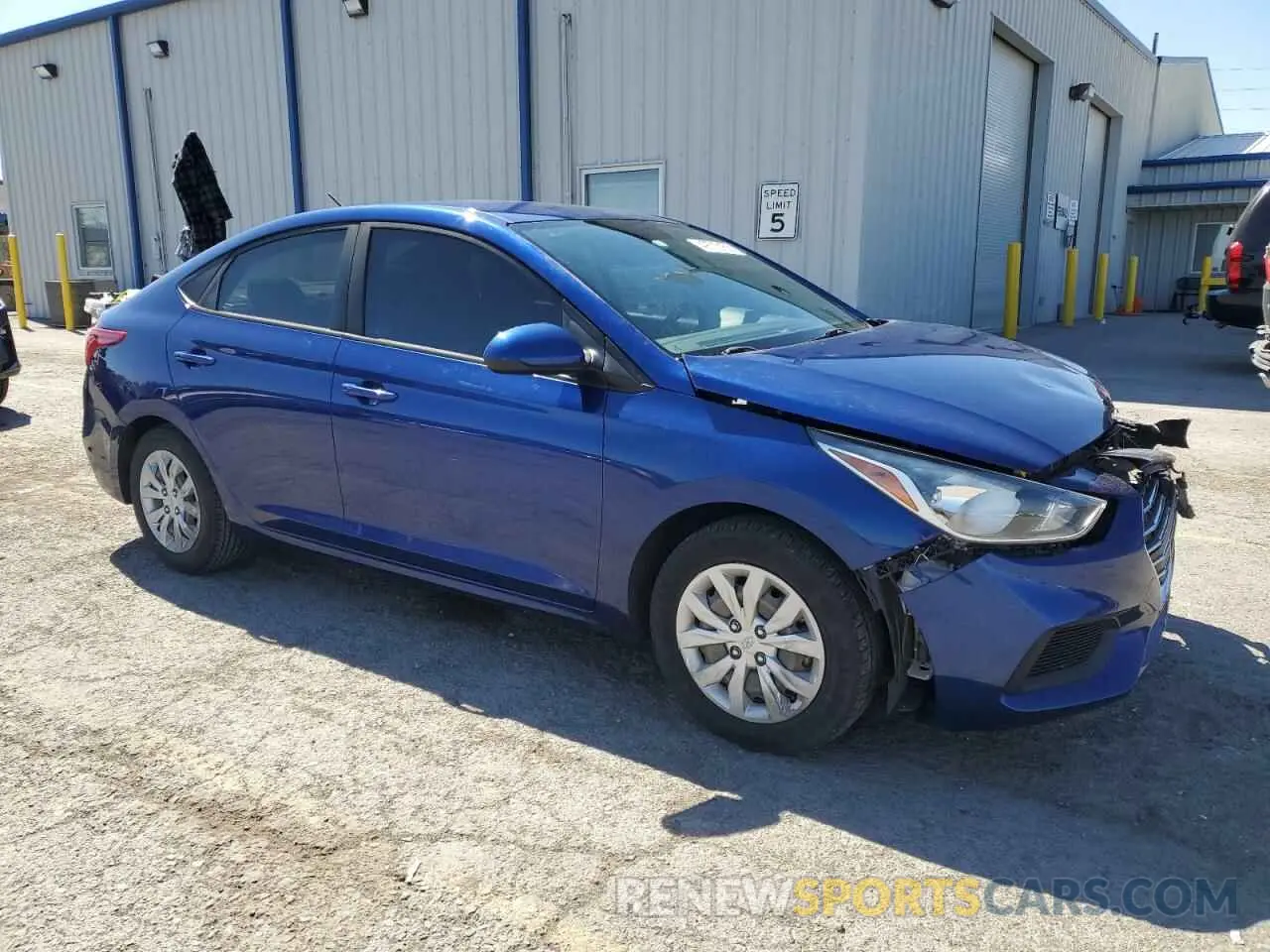 4 Photograph of a damaged car 3KPC24A67LE107527 HYUNDAI ACCENT 2020